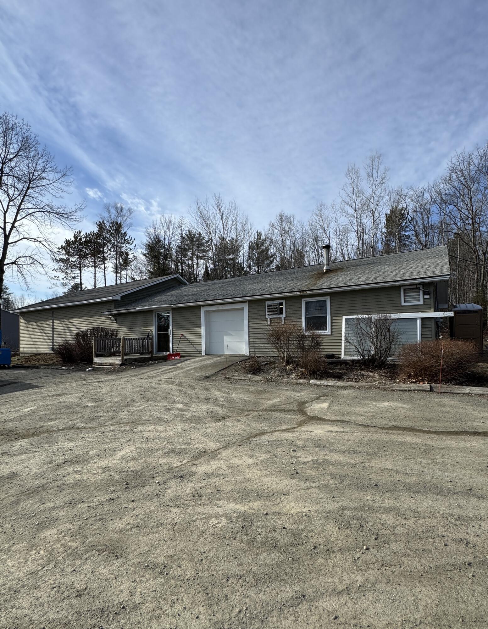 1225 W Main Street, Dover-foxcroft, ME, 04426