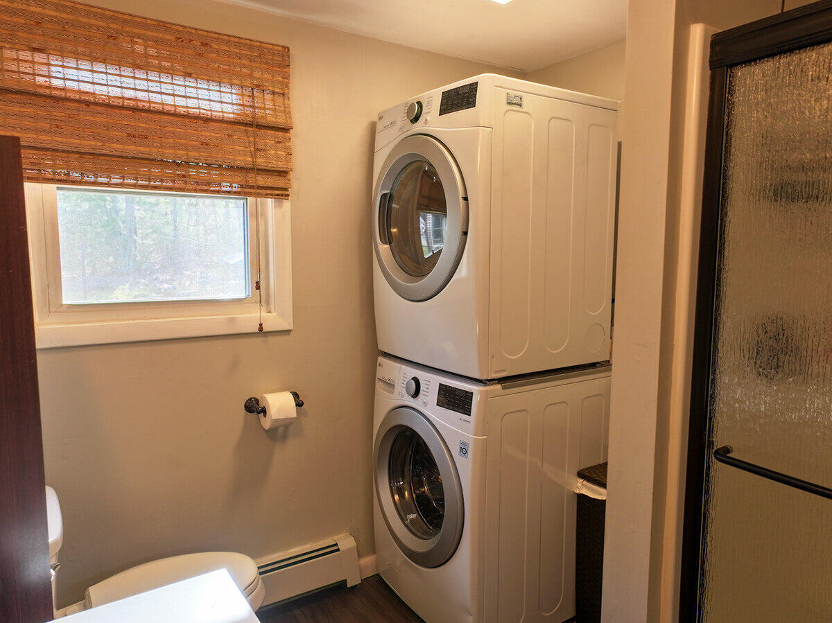 32 Lawn Avenue, Gorham, ME, 04038