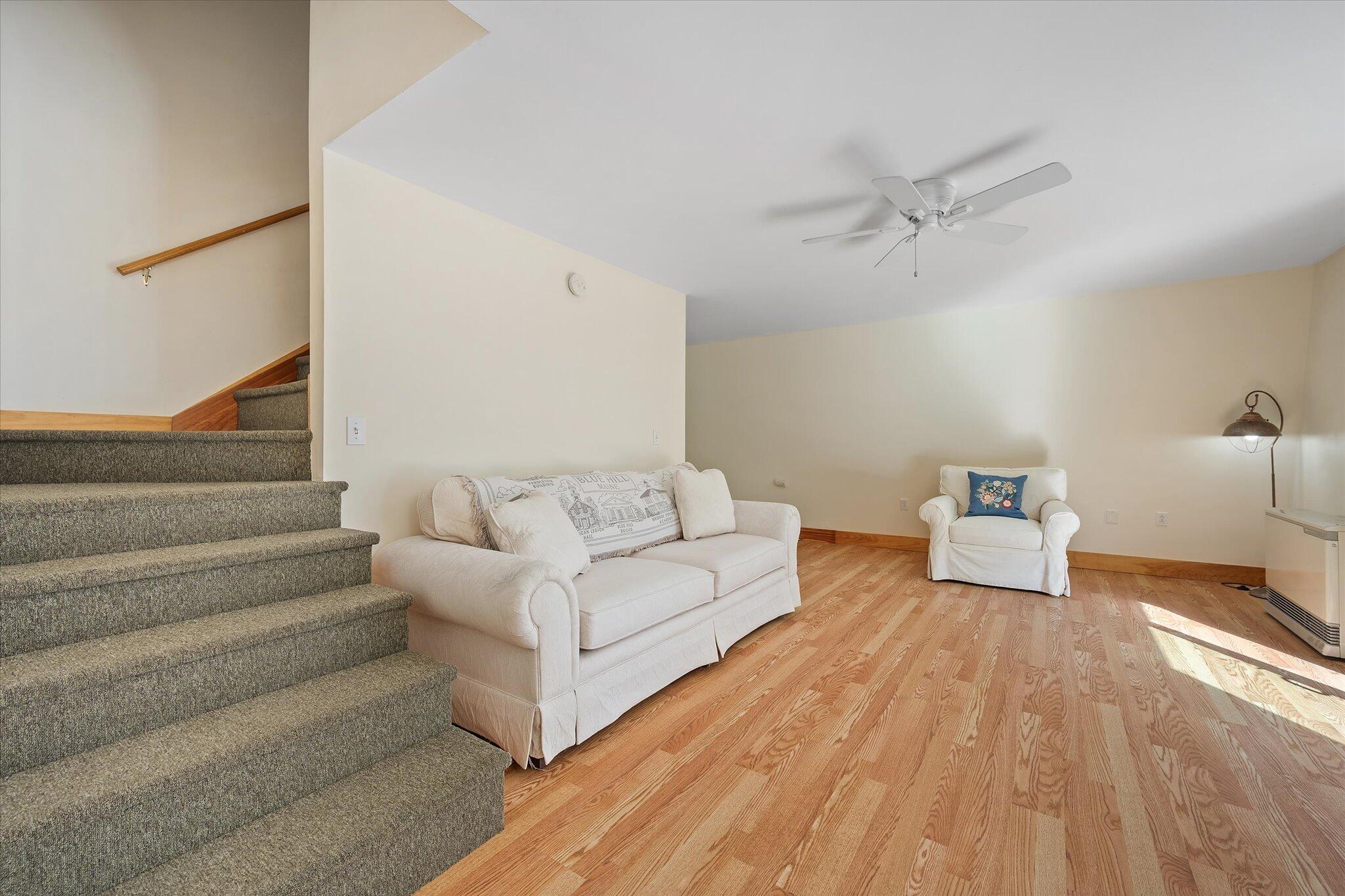 10 Maslow Square UNIT 10, Blue Hill, ME, 04614