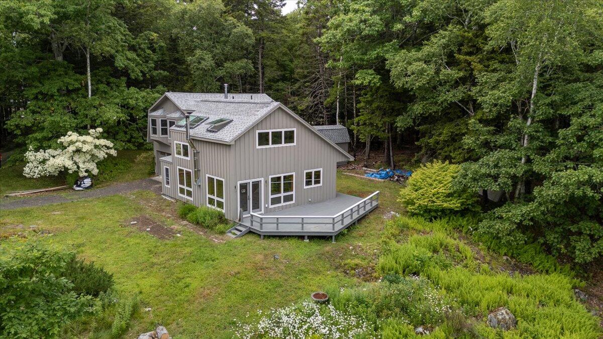391 Main Road, Islesboro, ME, 04848