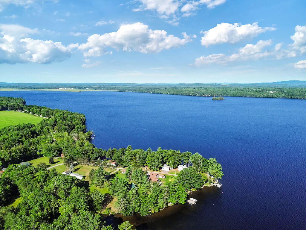 41 Milkweed Lane, Sidney, ME, 04330