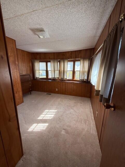 13 Gallant Drive, Saco, ME, 04072 13 Gallant Drive, Saco, ME, 04072