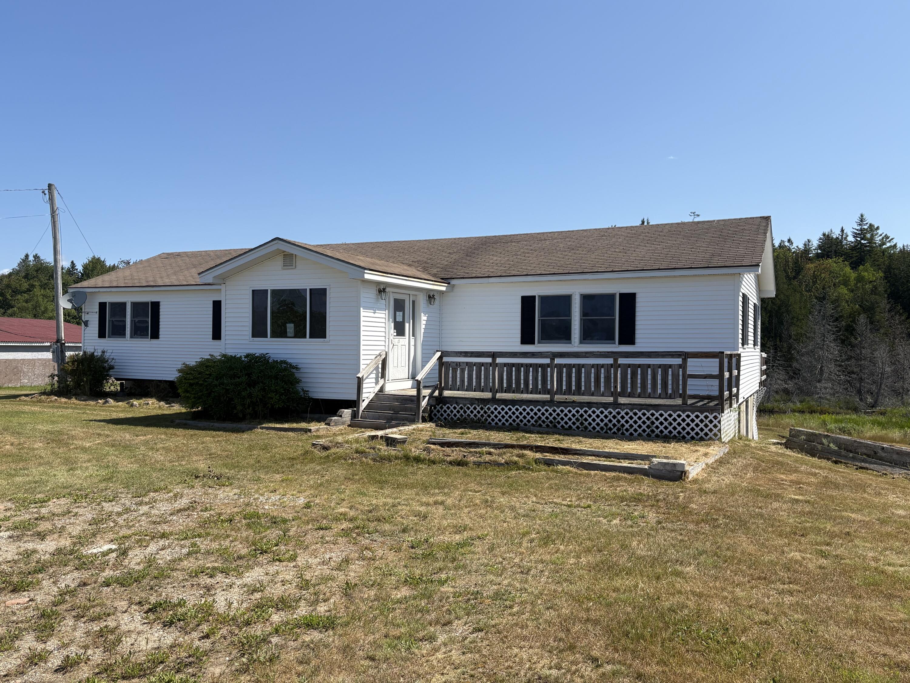 Photo of 43 Duck Pond Road Winter Harbor ME 04693