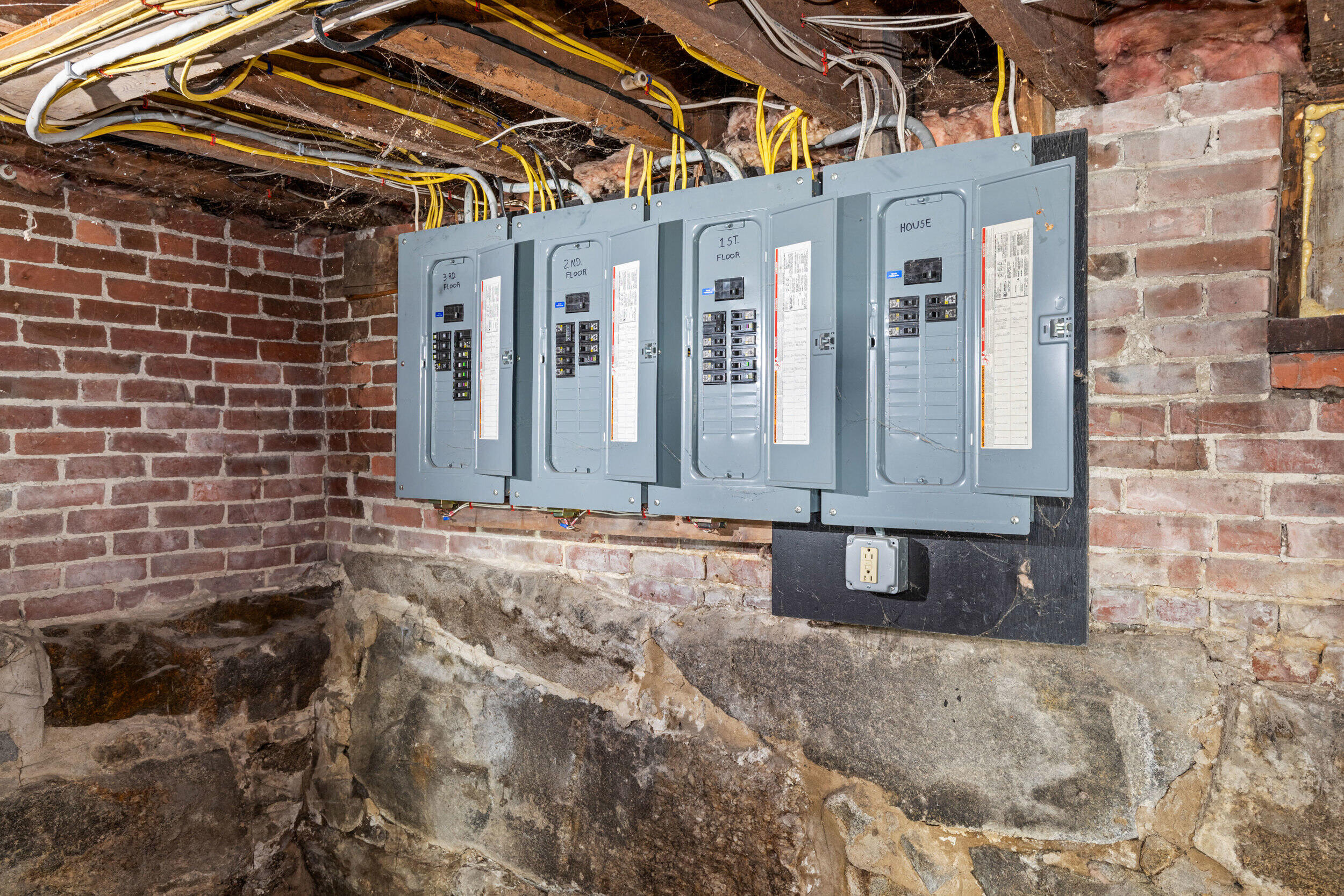 174 Bartlett Street, Lewiston, ME, 04240