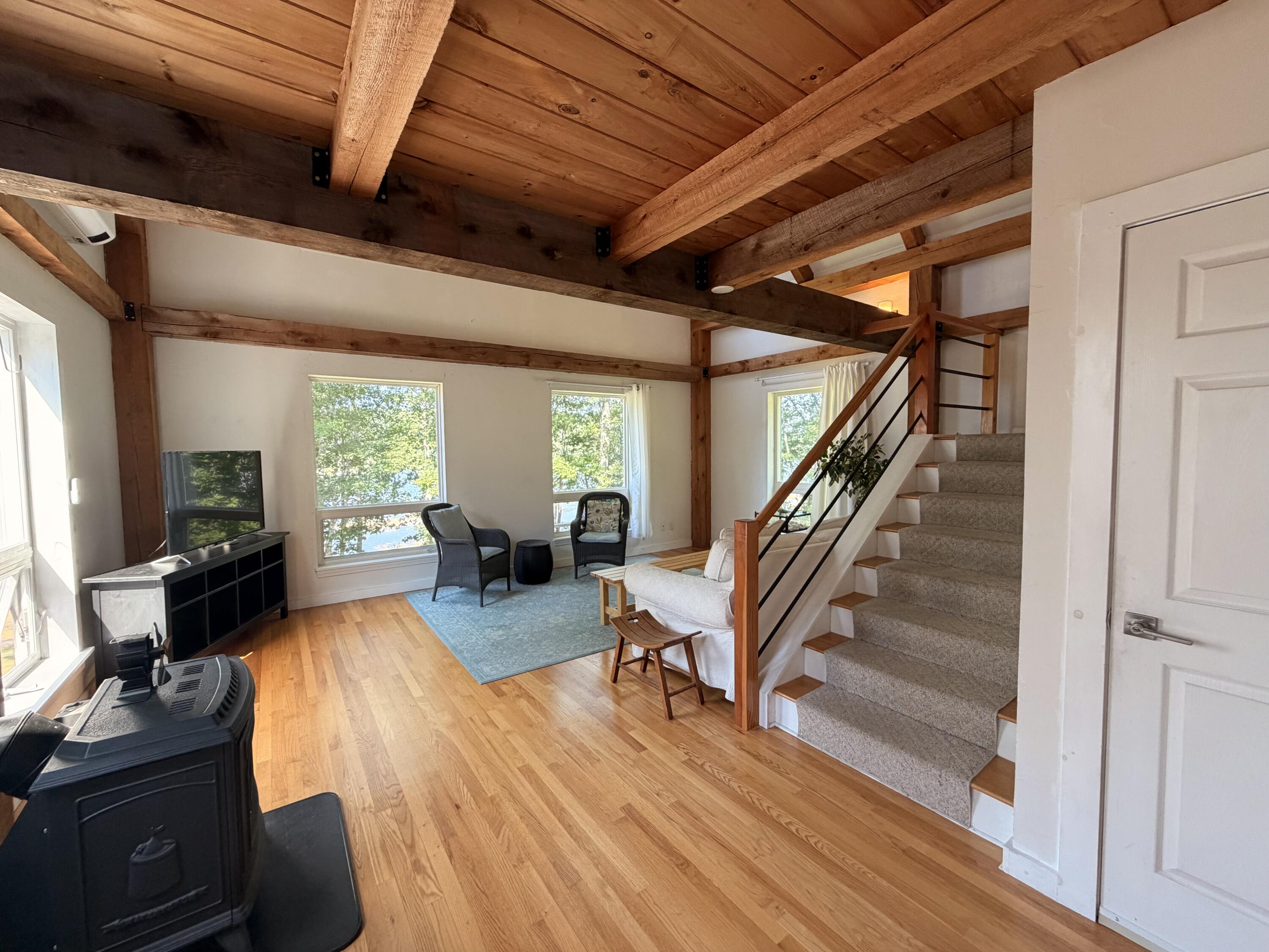 98 Bagaduce Lane, Sedgwick, ME 04676 Living room