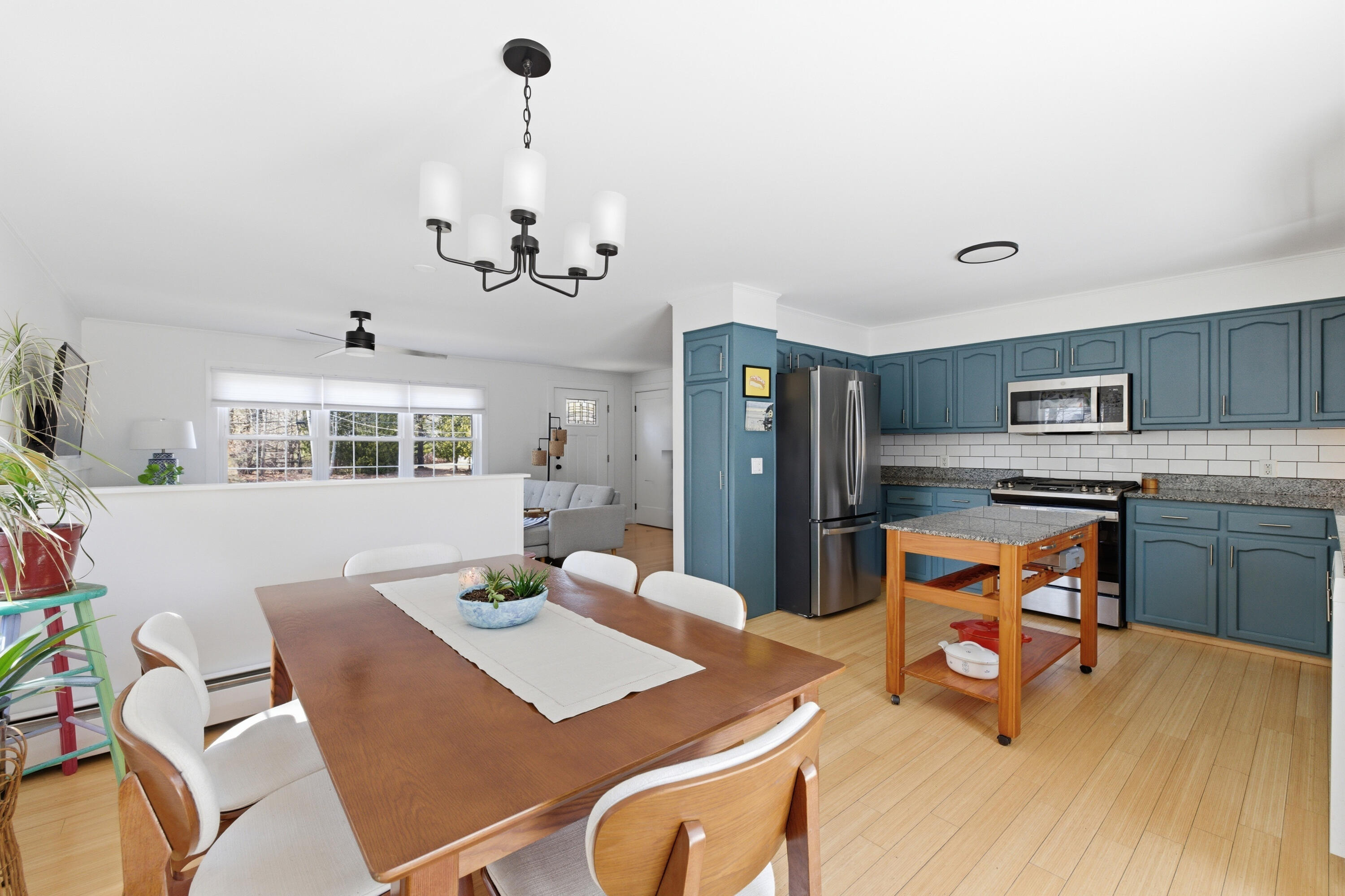 357 River Road, Topsham, ME, 04086 357 River Road, Topsham, ME, 04086