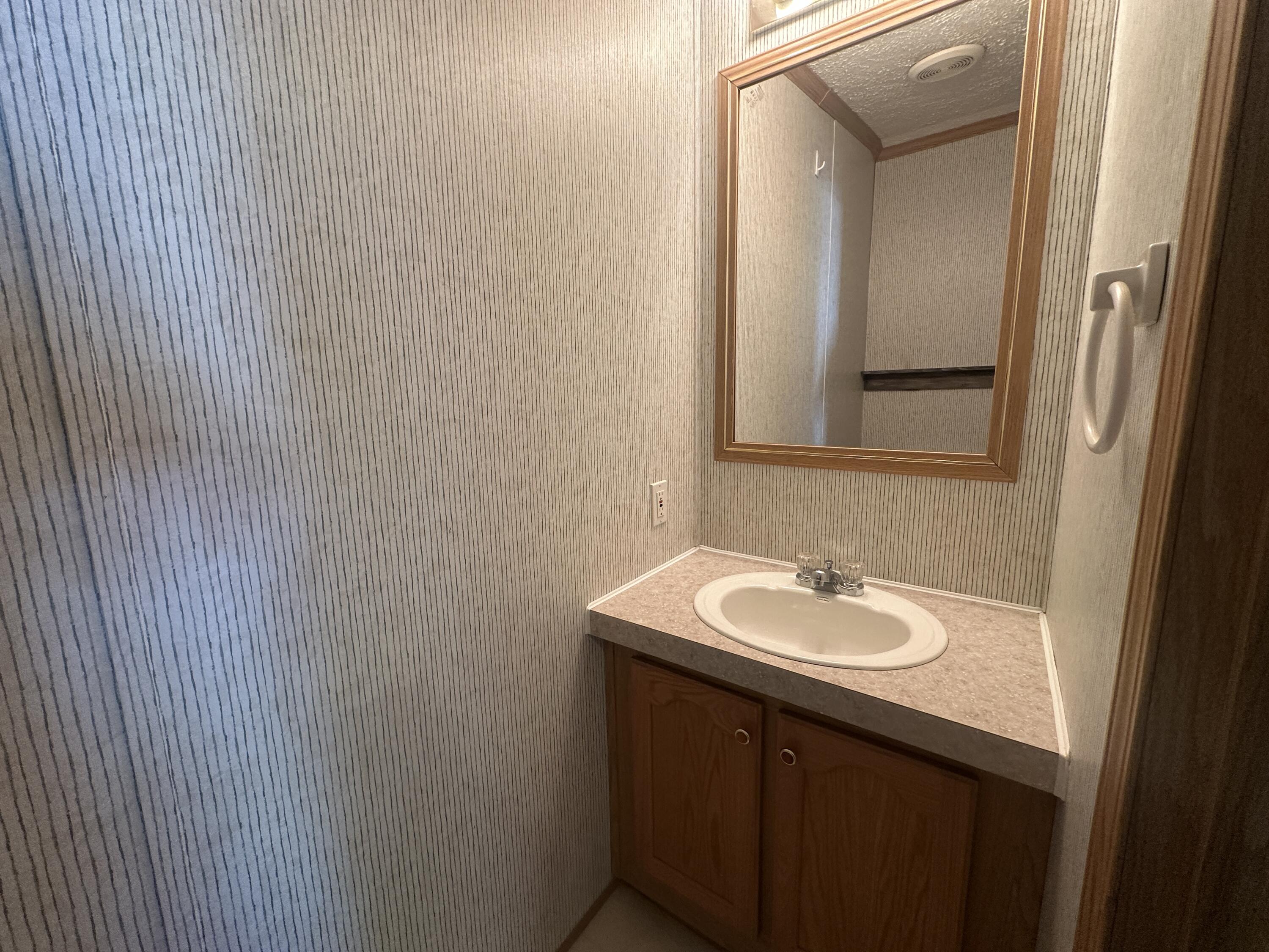 109 Bruins Drive, Waterville, ME, 04901