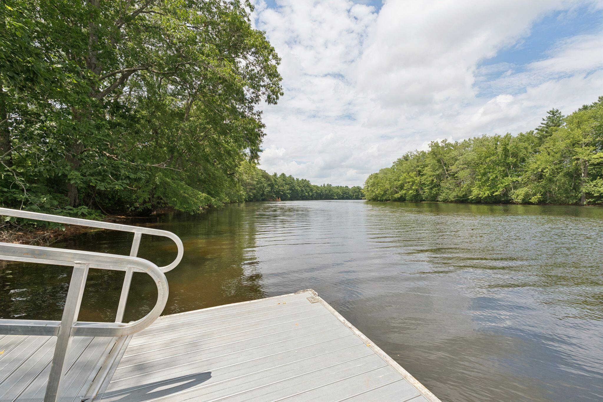 305 River Road, Hollis, ME, 04042