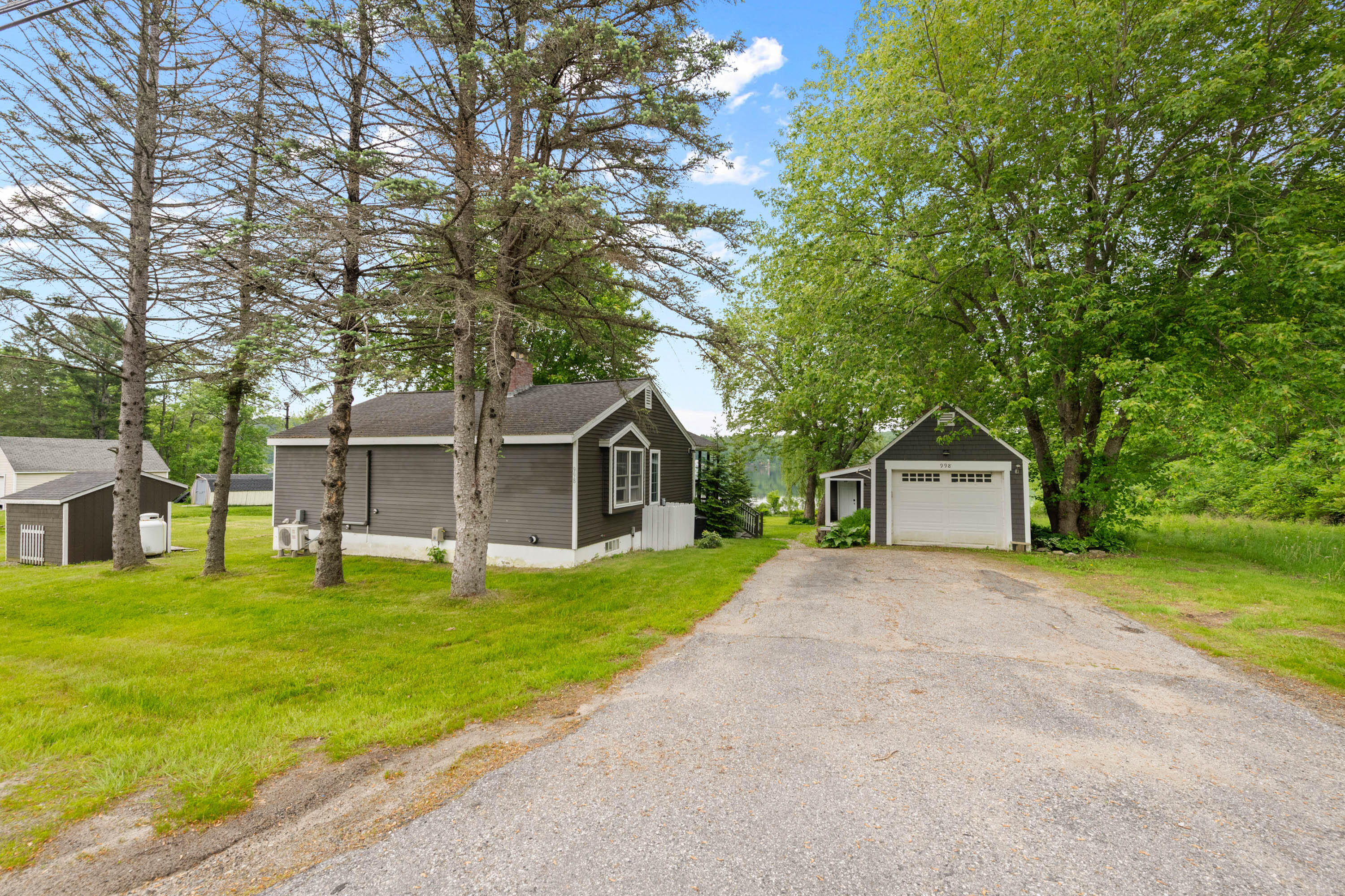 998 Lewiston Road, West Gardiner, ME, 04345