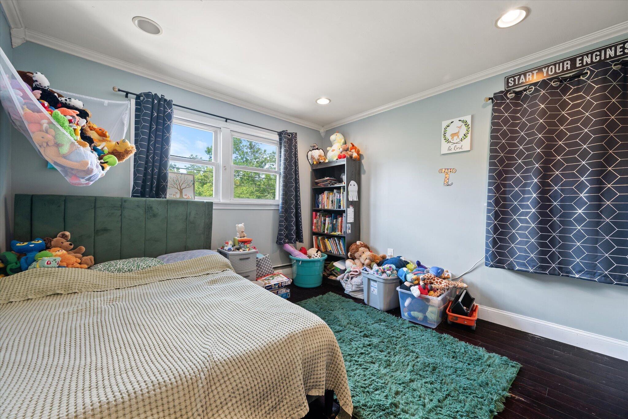 24 Coldbrook Road, Hampden, ME 04444 27-Bedroom 2