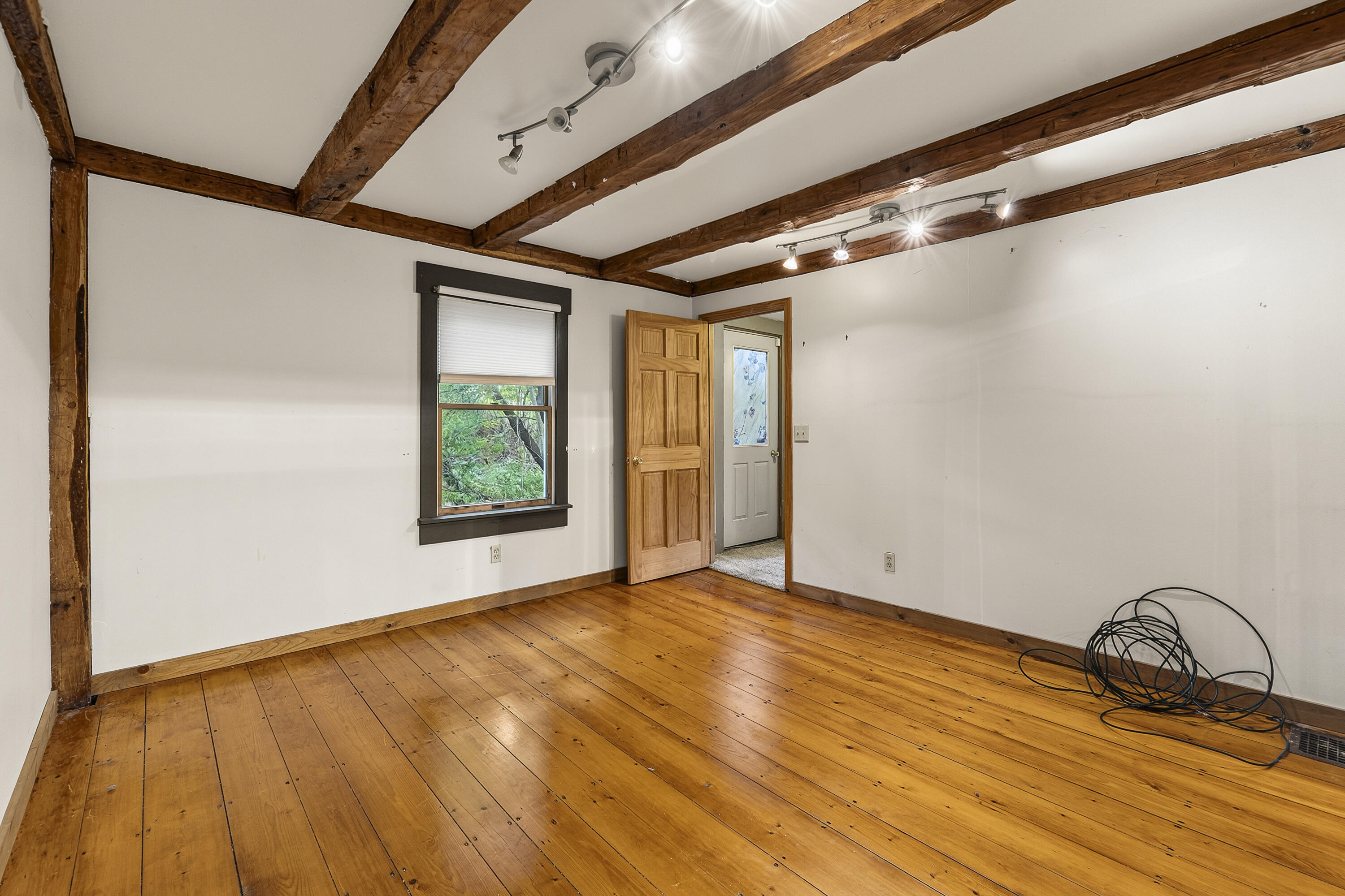 3 Leighton Rd_128