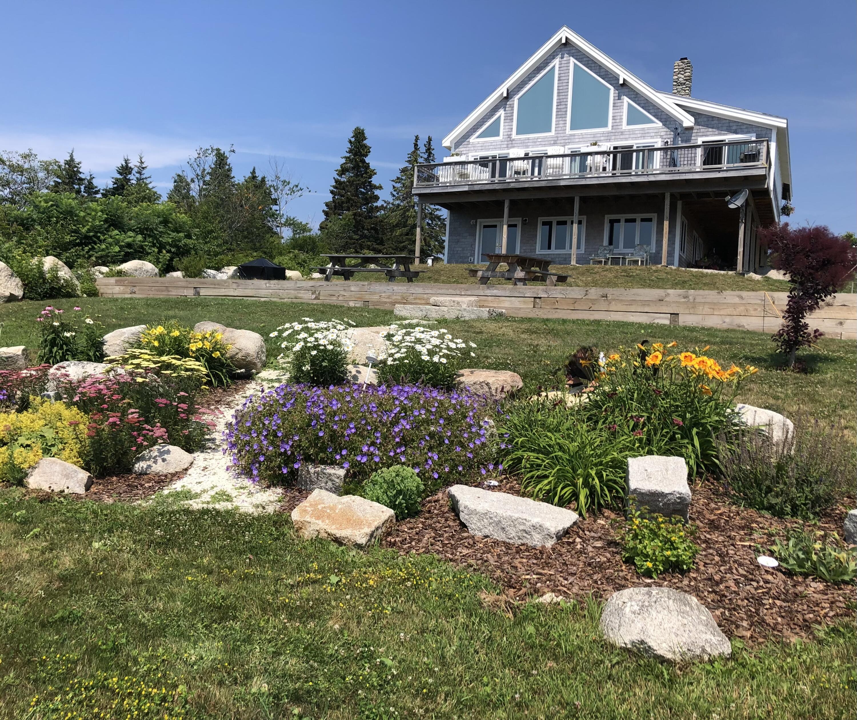 28 City Point Road, Vinalhaven, ME, 04863