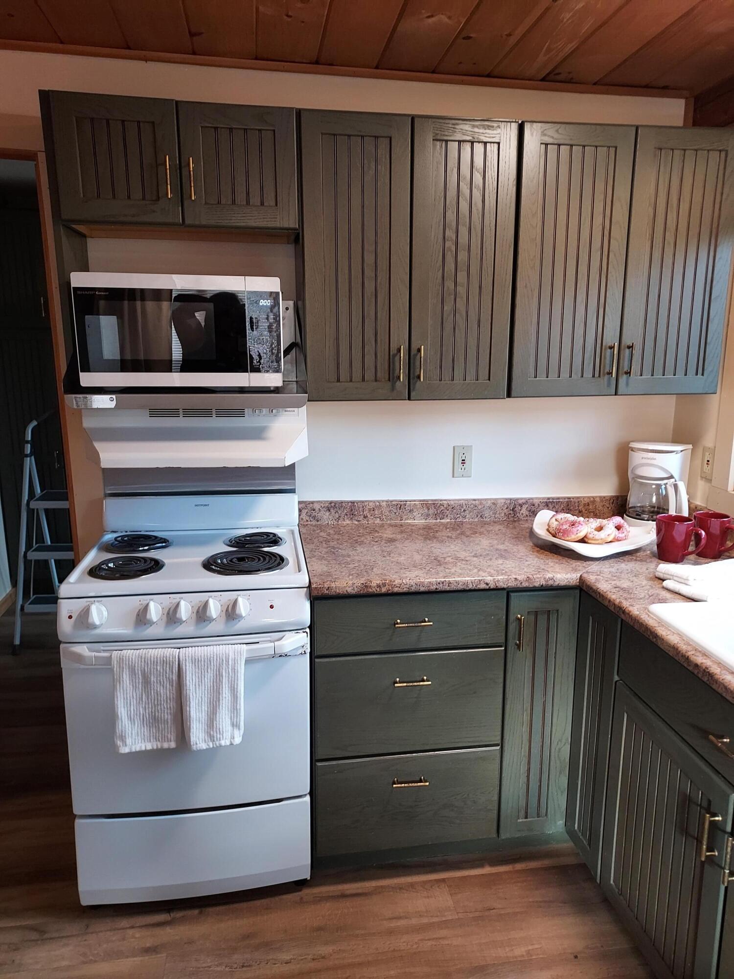 61 Floyd French Road, Athens, ME, 04912