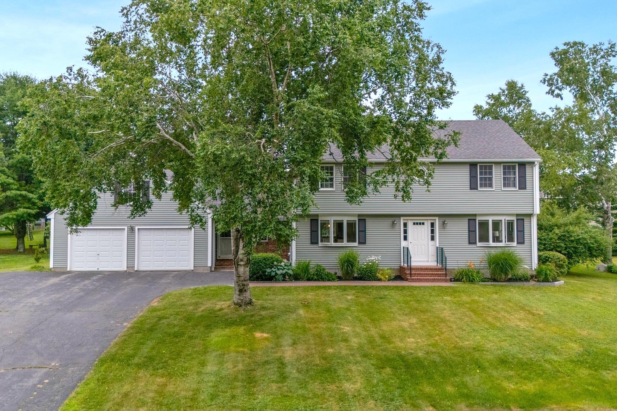 Photo of 982 Highland Avenue South Portland ME 04106