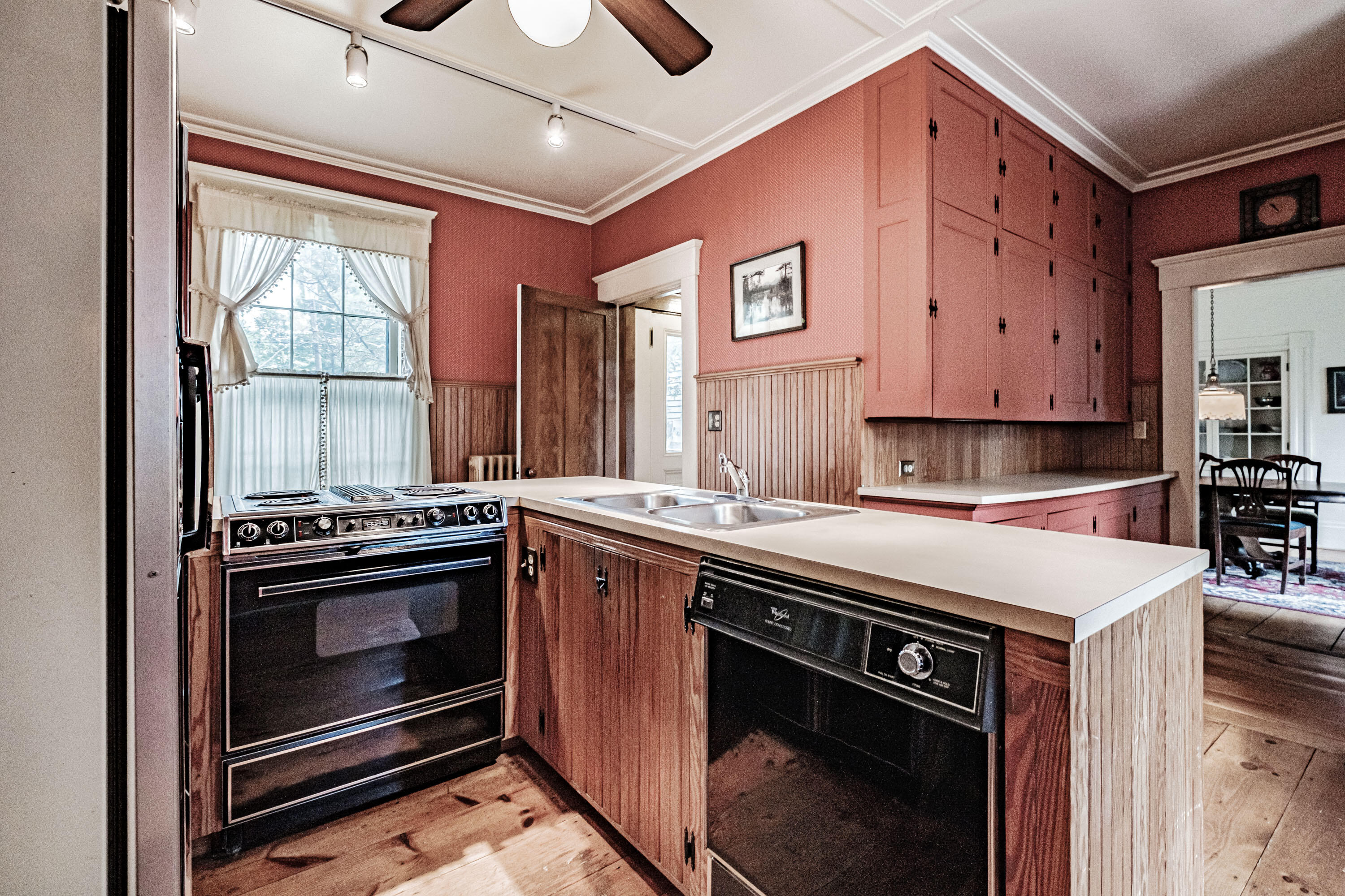 8 Vernon Street, Bethel, ME, 04217