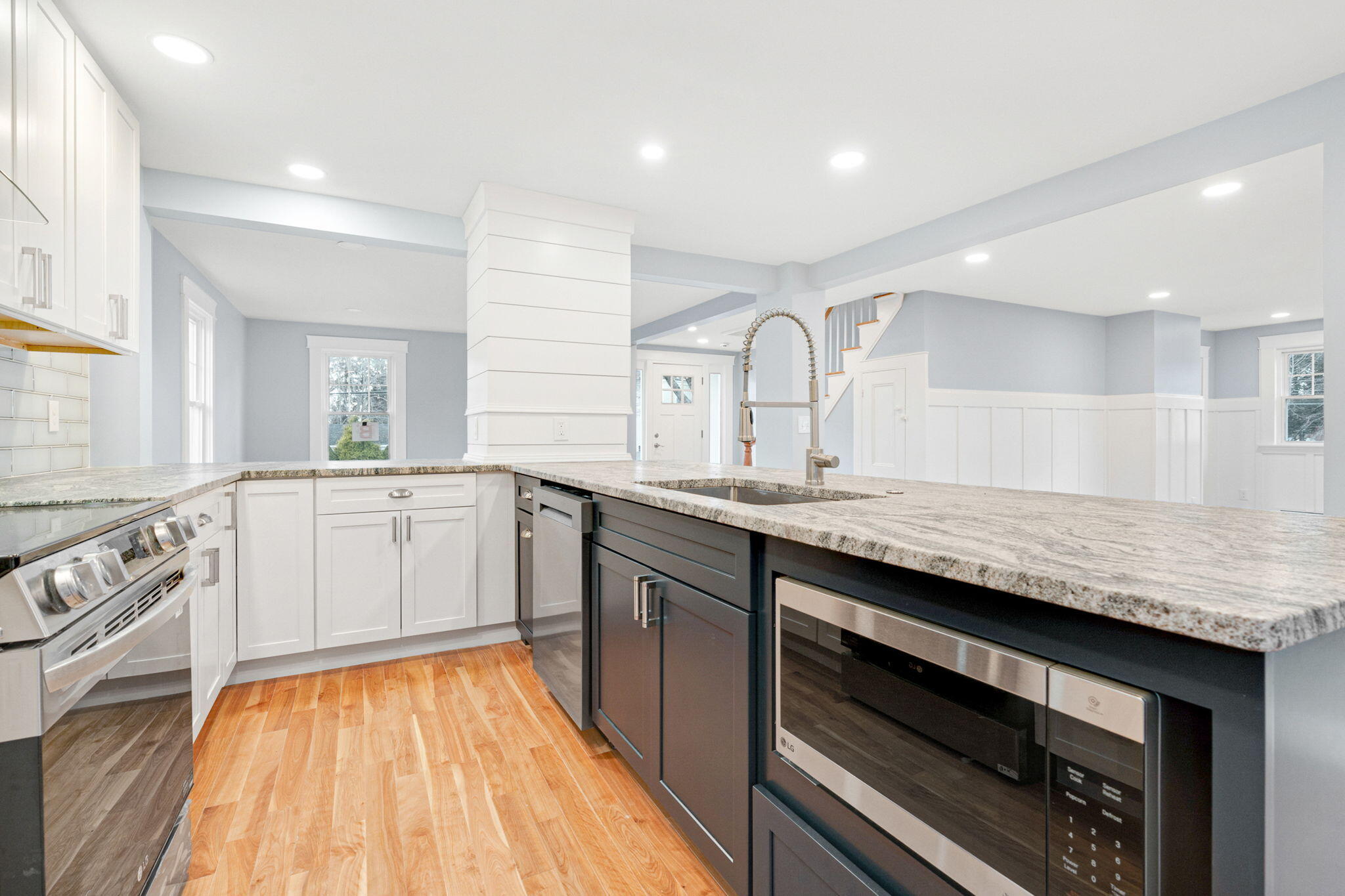 32 Ferry Road