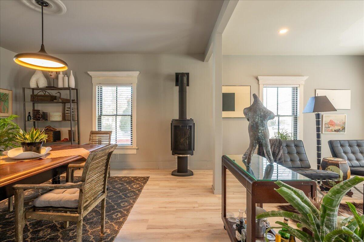 17 Mountain Street, Camden, ME, 04843