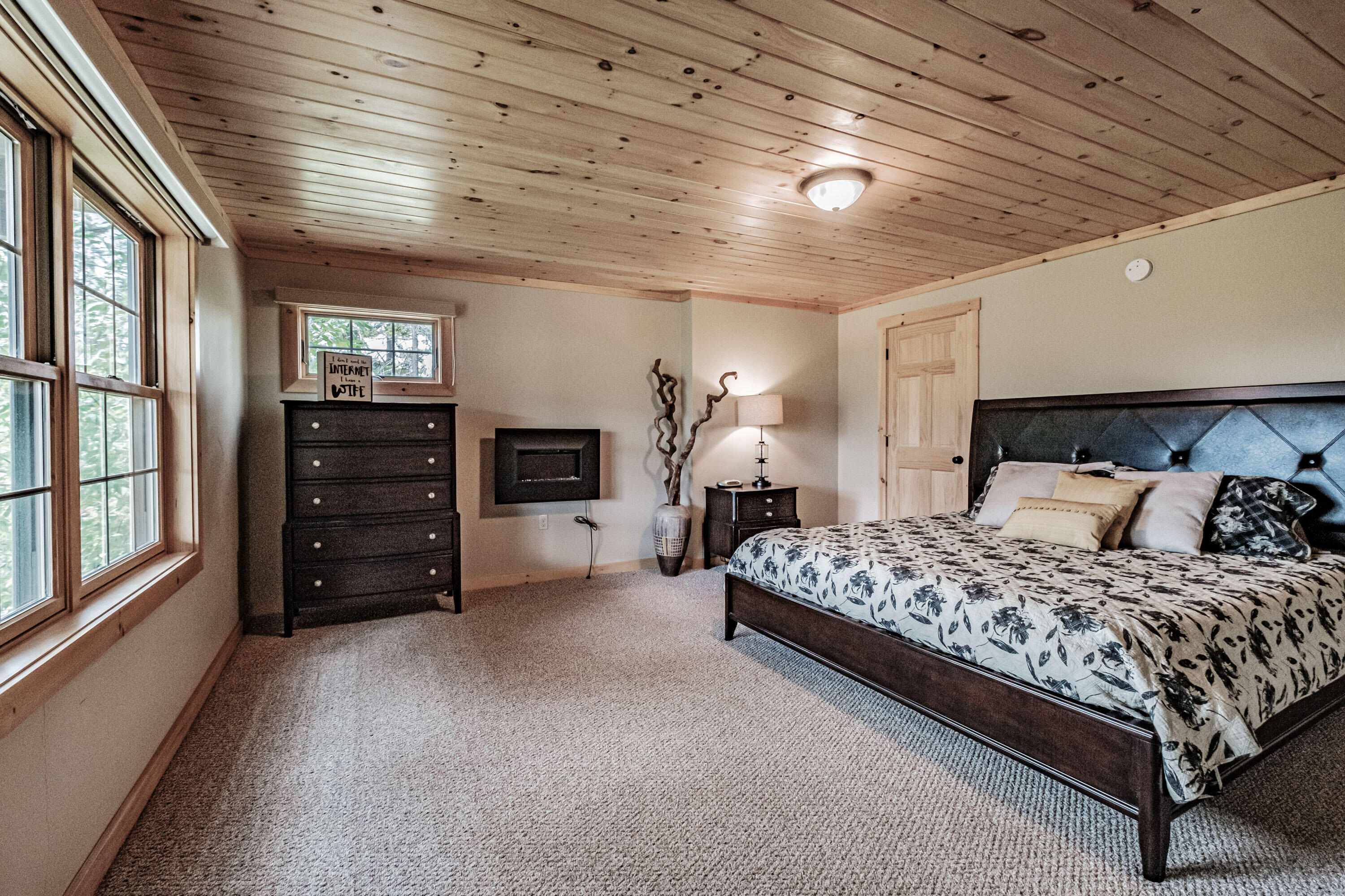 75 Vail Drive, Newry, ME, 04261