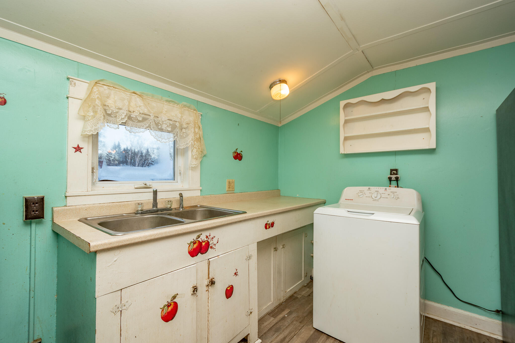 11 Alton Street, Milo, ME, 04463