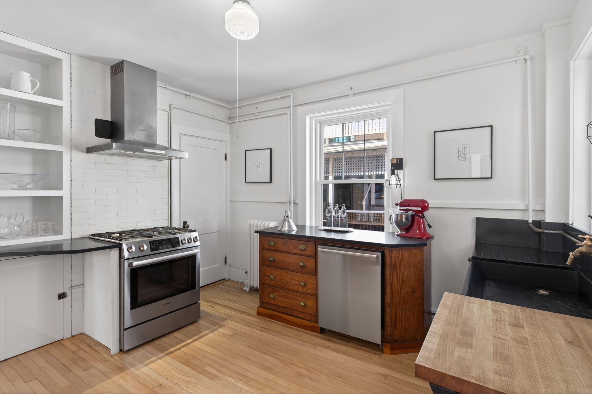 135 Brackett Street UNIT 7, Portland, ME, 04102