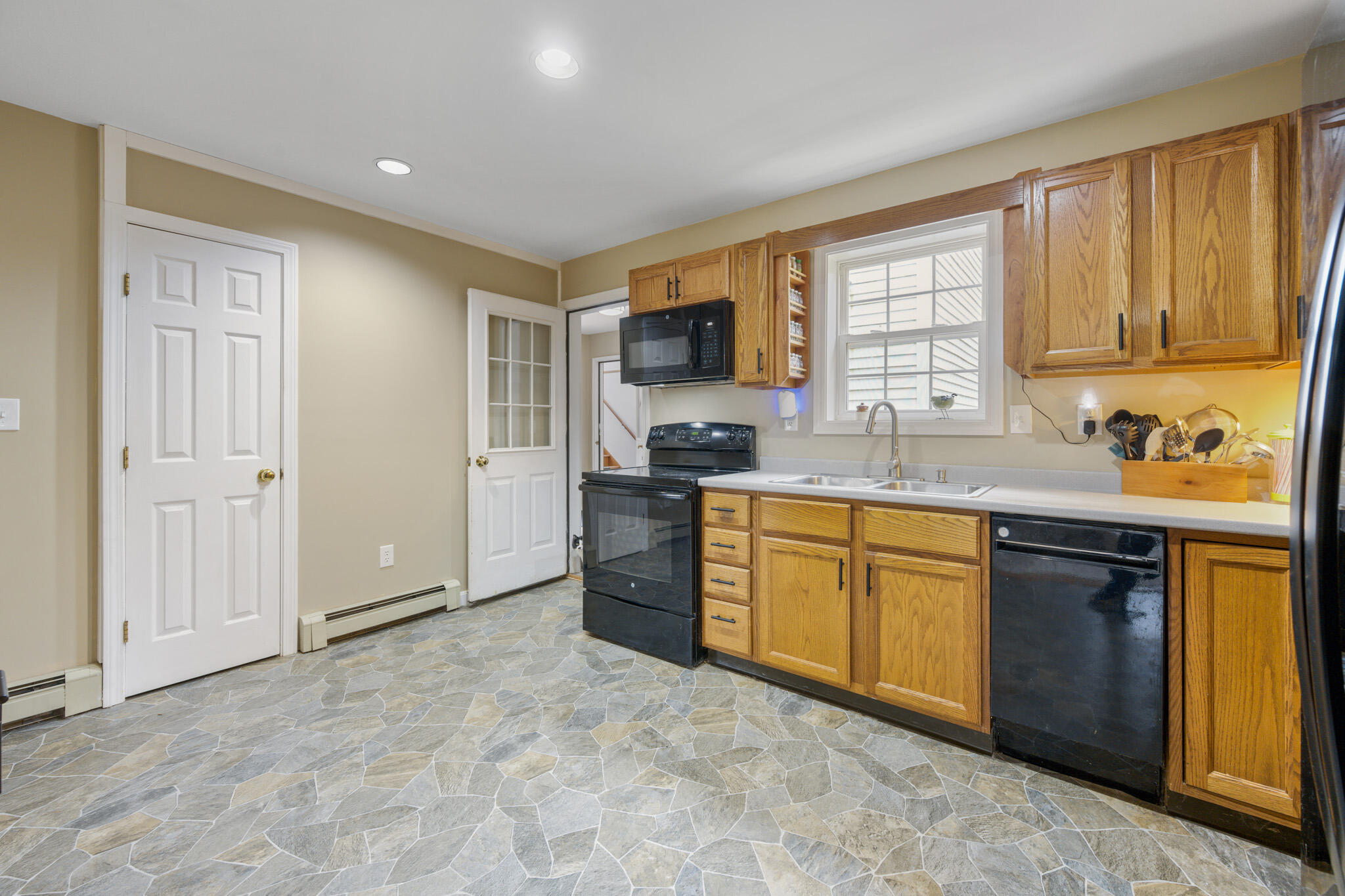 203 Clark Hill Road, Holden, ME, 04429