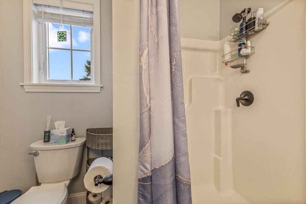 11 Estes Drive, Standish, ME, 04085