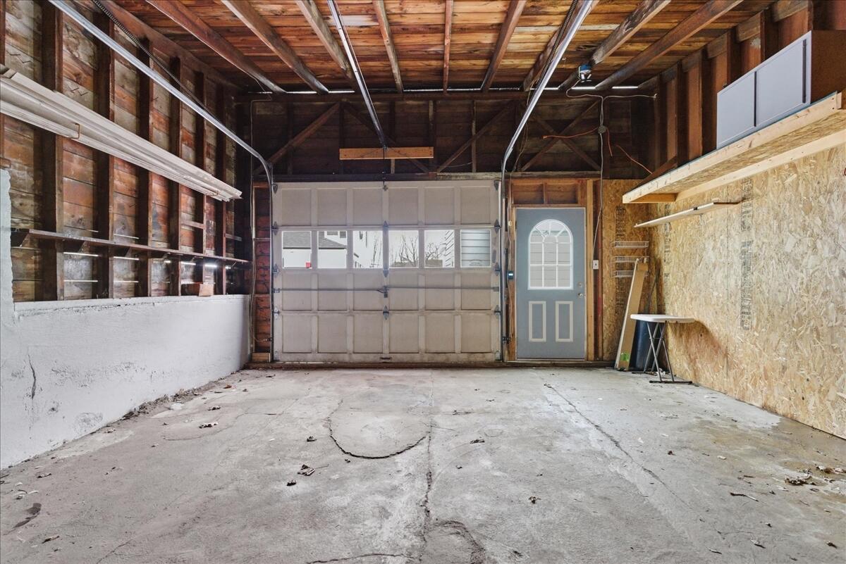 9 Harlow Hill Road, Mexico, ME, 04257