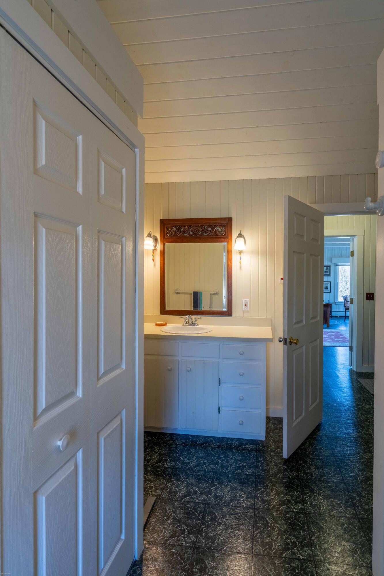 1052 Meadow Pond Road, Islesboro, ME, 04848