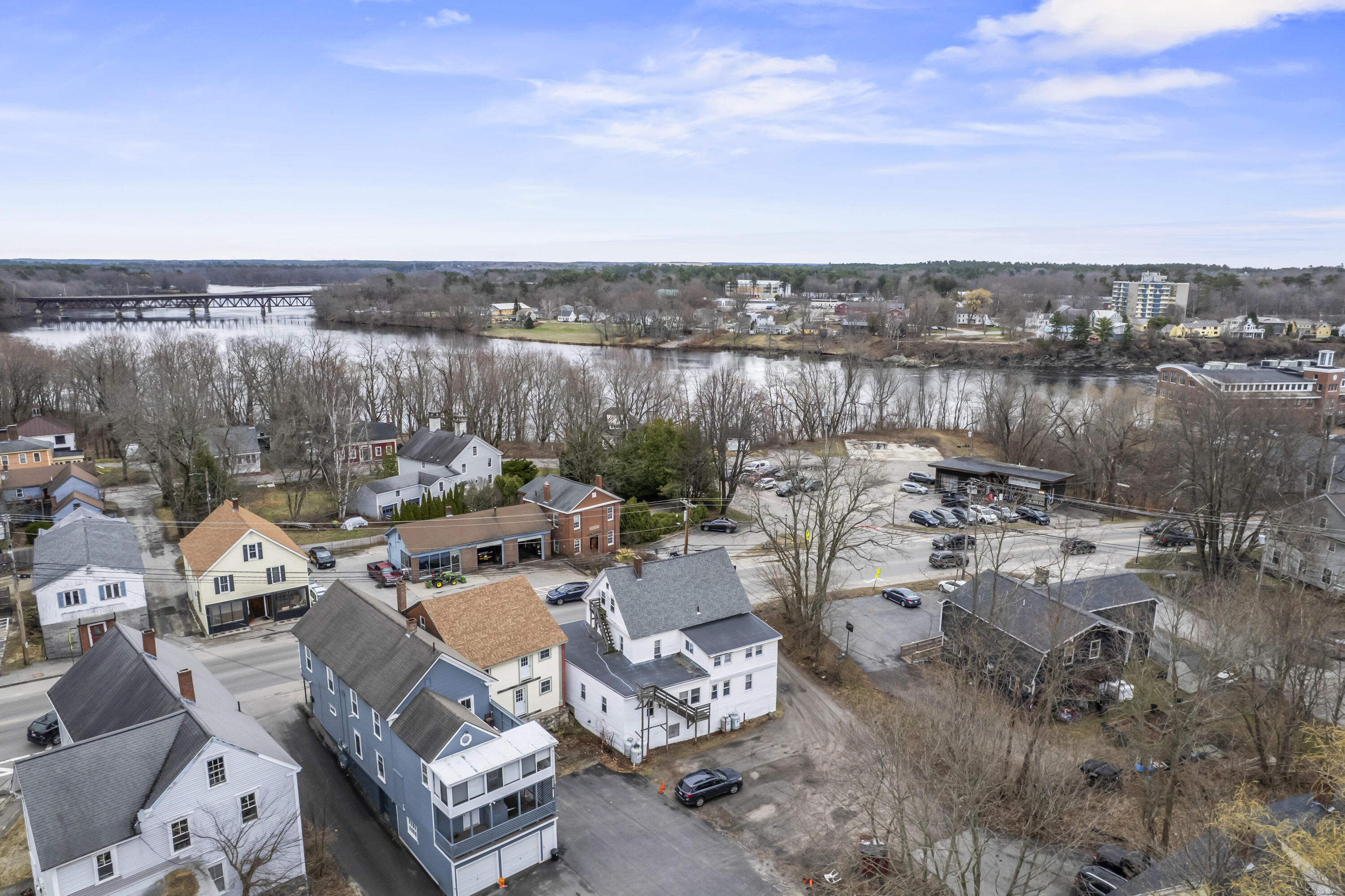 16 Main Street, Topsham, ME, 04086