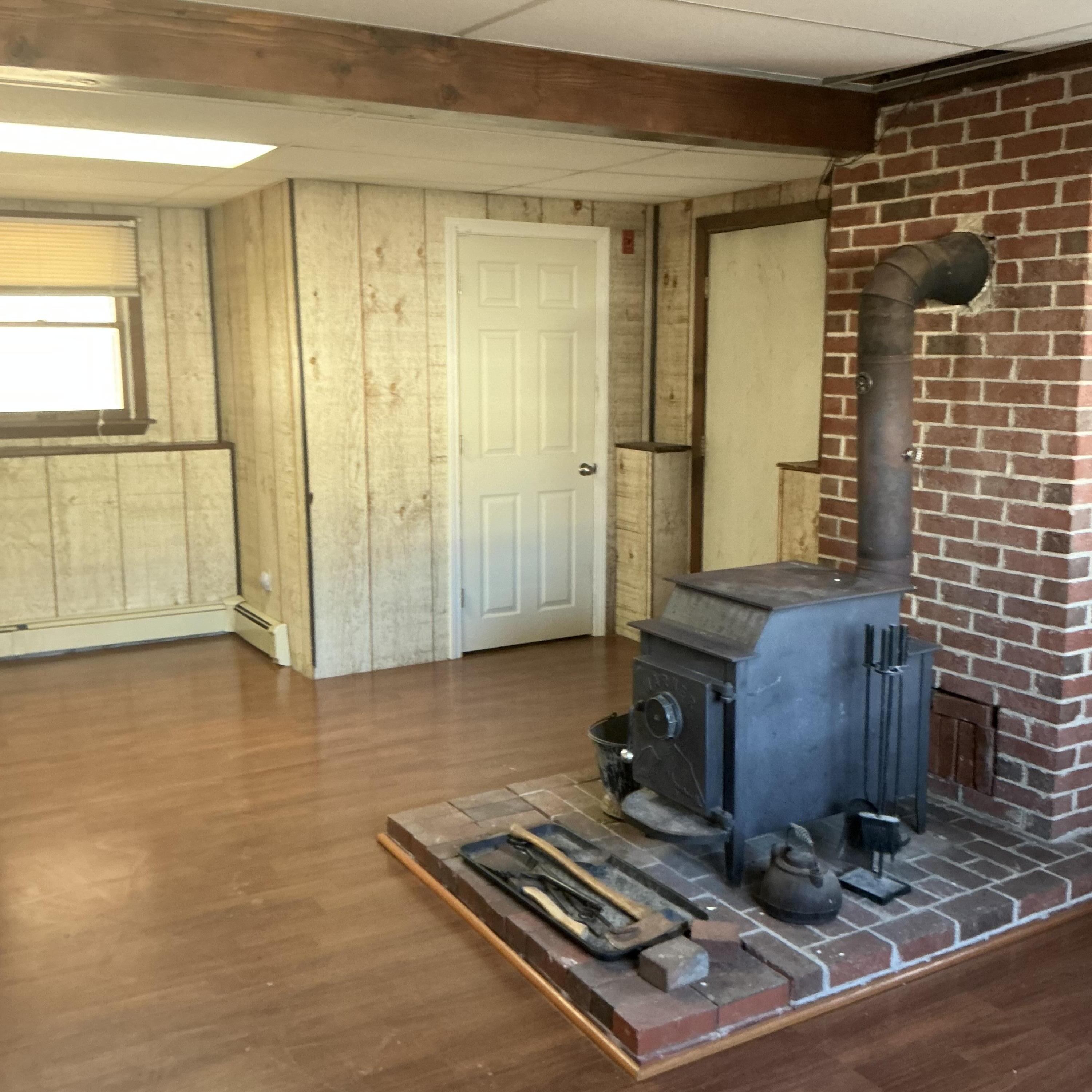 1 Carolyn Street, Topsham, ME, 04086