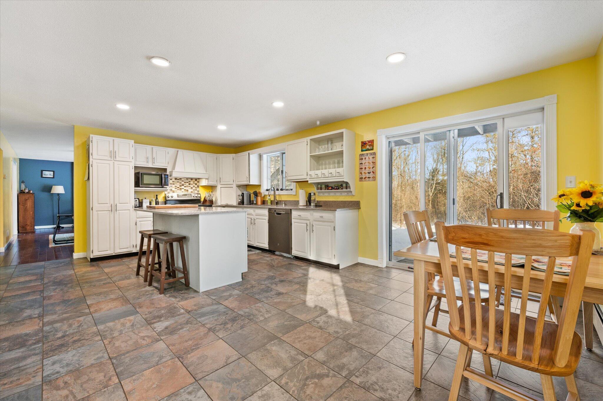 130 Miller Road, Hampden, ME, 04444