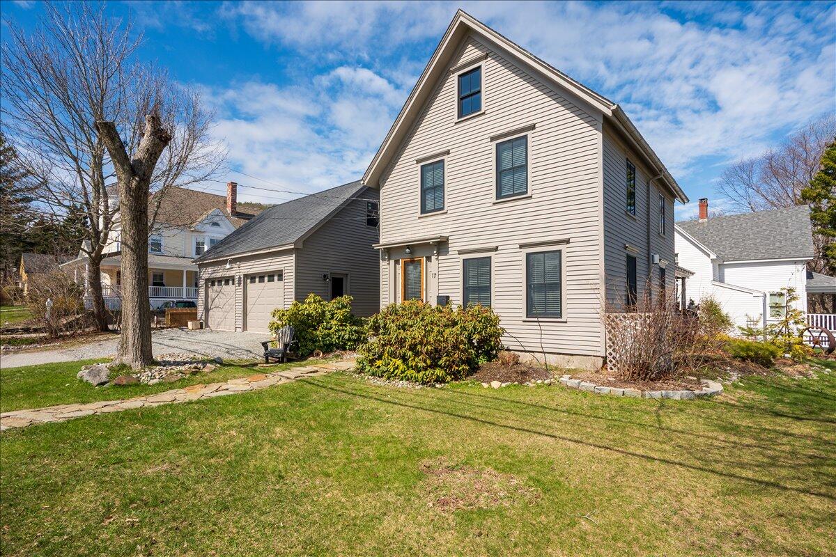 17 Mountain Street, Camden, ME, 04843