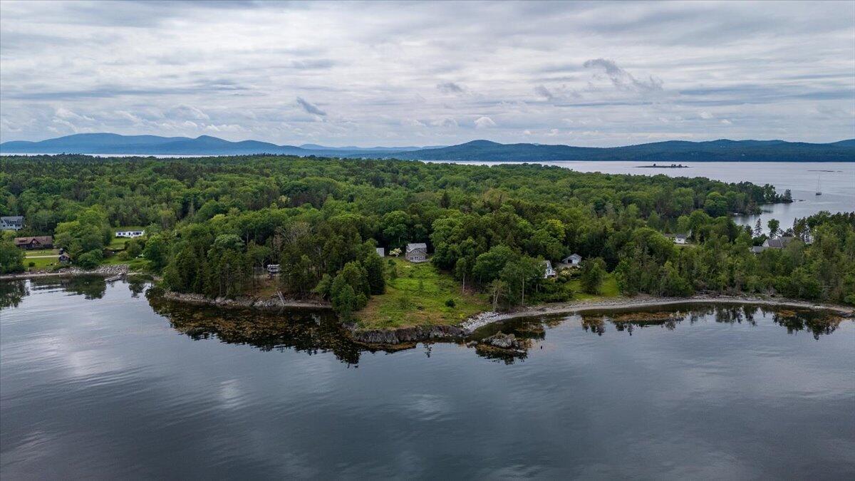 391 Main Road, Islesboro, ME, 04848