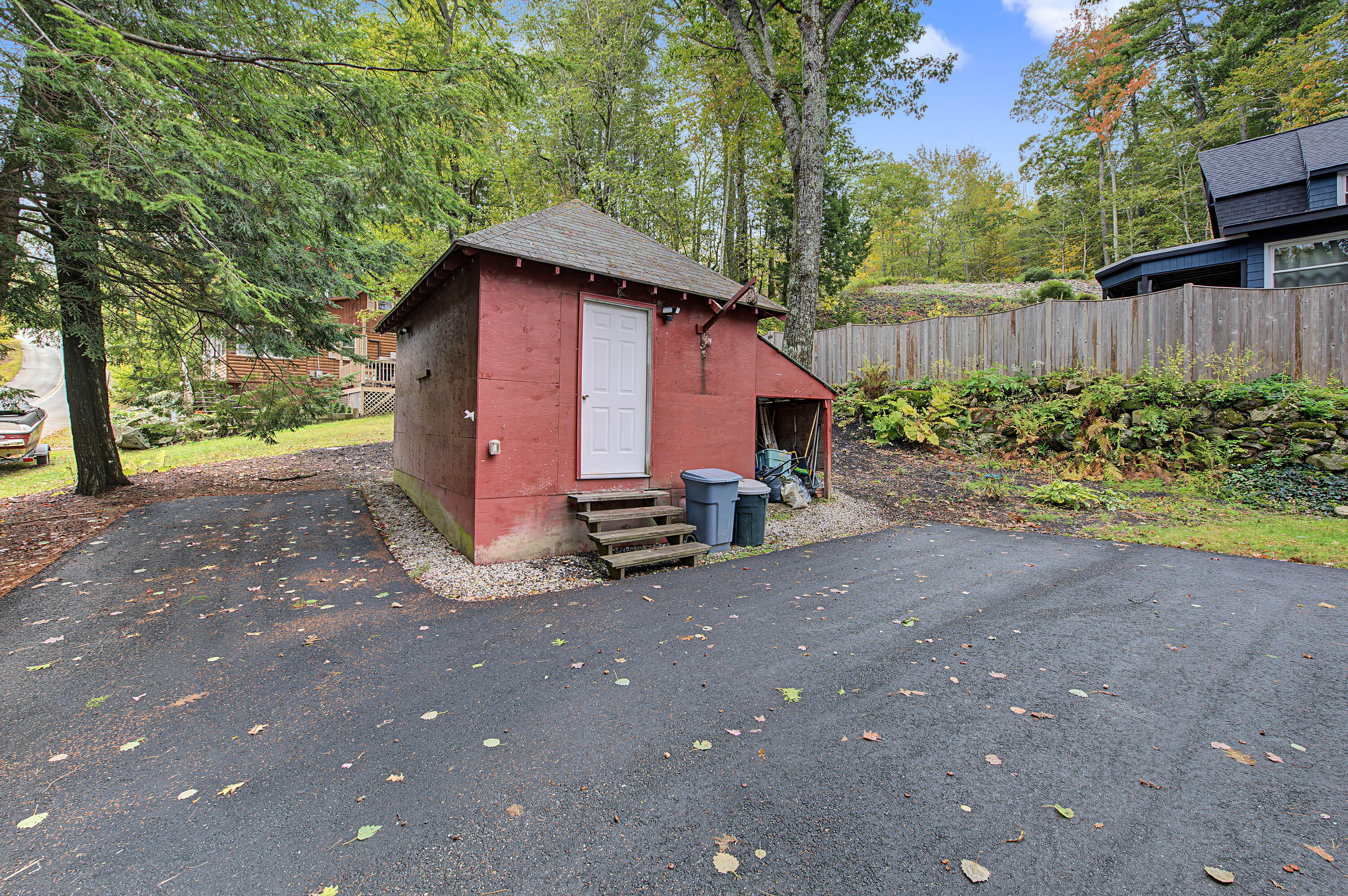 203 Mountain View Road