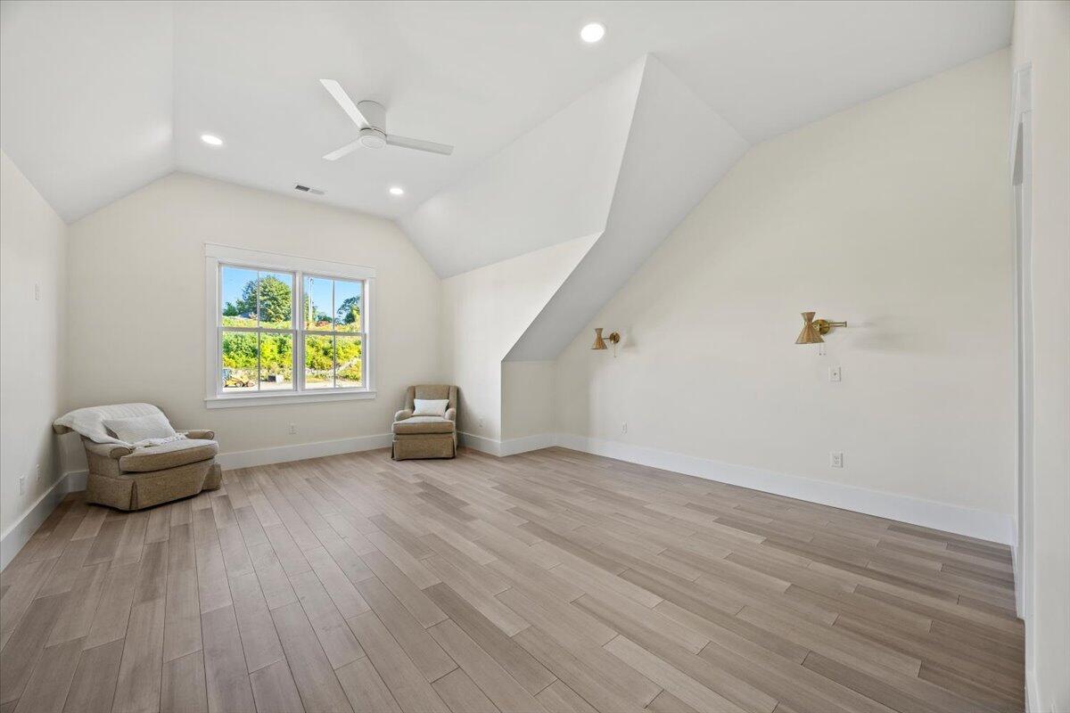 7 Isle Ave Avenue UNIT 101, Saco, ME, 04072