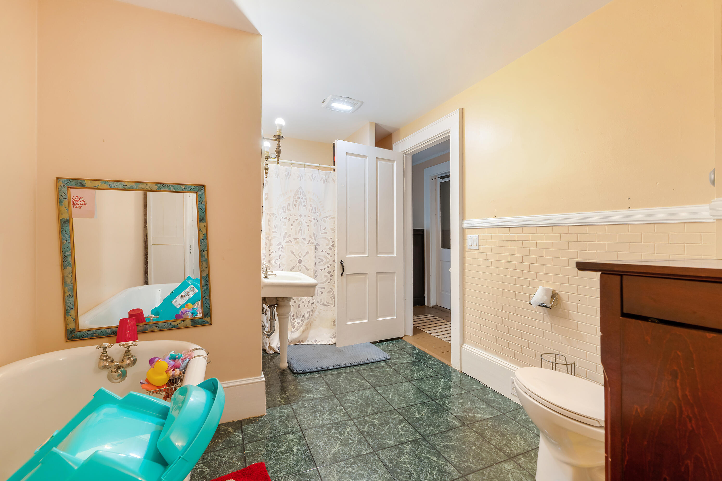 83 Bath Road, Wiscasset, ME, 04578