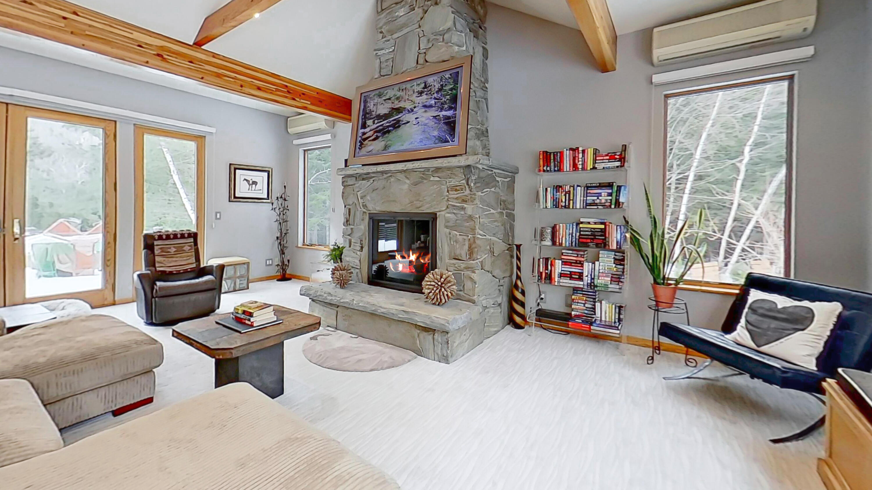 291 Molyneaux Road, Camden, ME, 04843