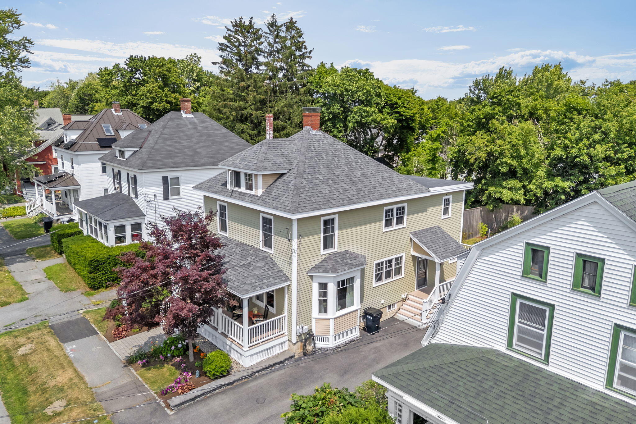 Photo of 143 Maple Street Bangor ME 04401
