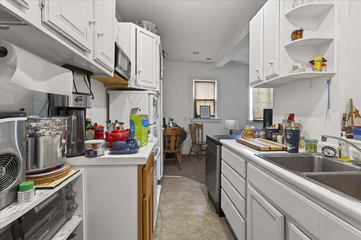 Apartment Kitchen