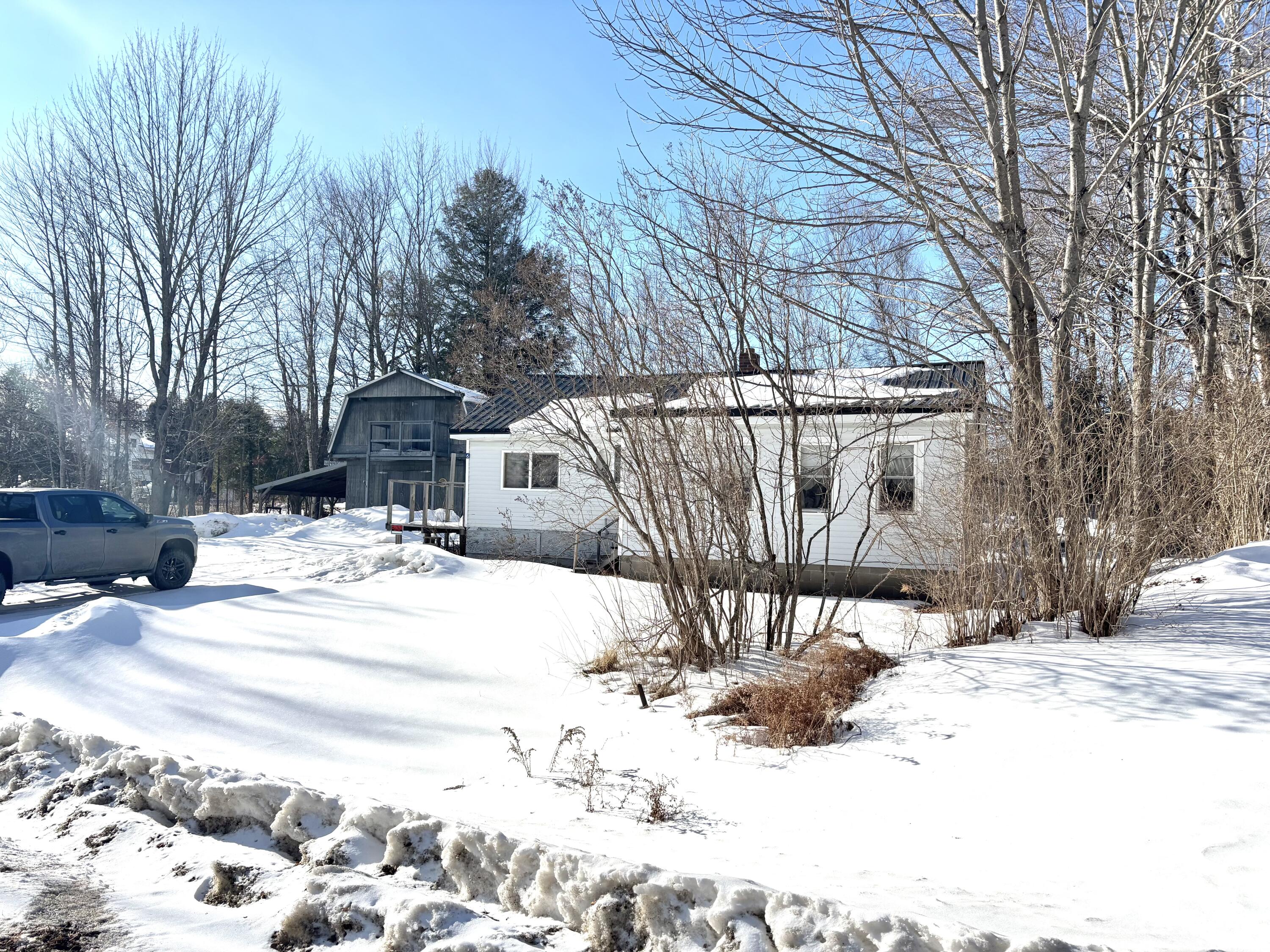 6 Horseshoe Road, Medway, ME, 04460