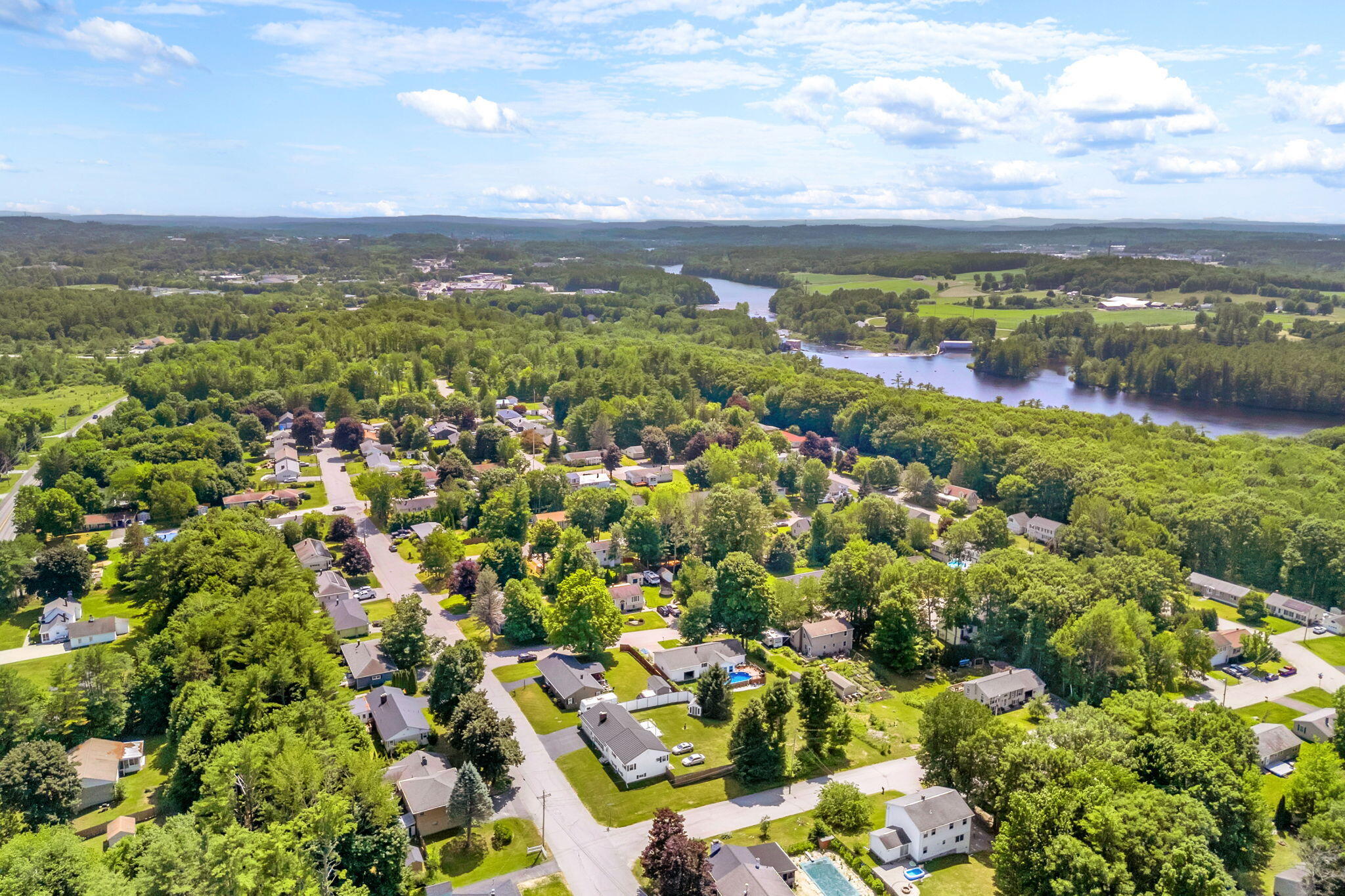 5 Chenault Street, Lewiston, ME 04240 56-web-or-mls-5-chenault-st
