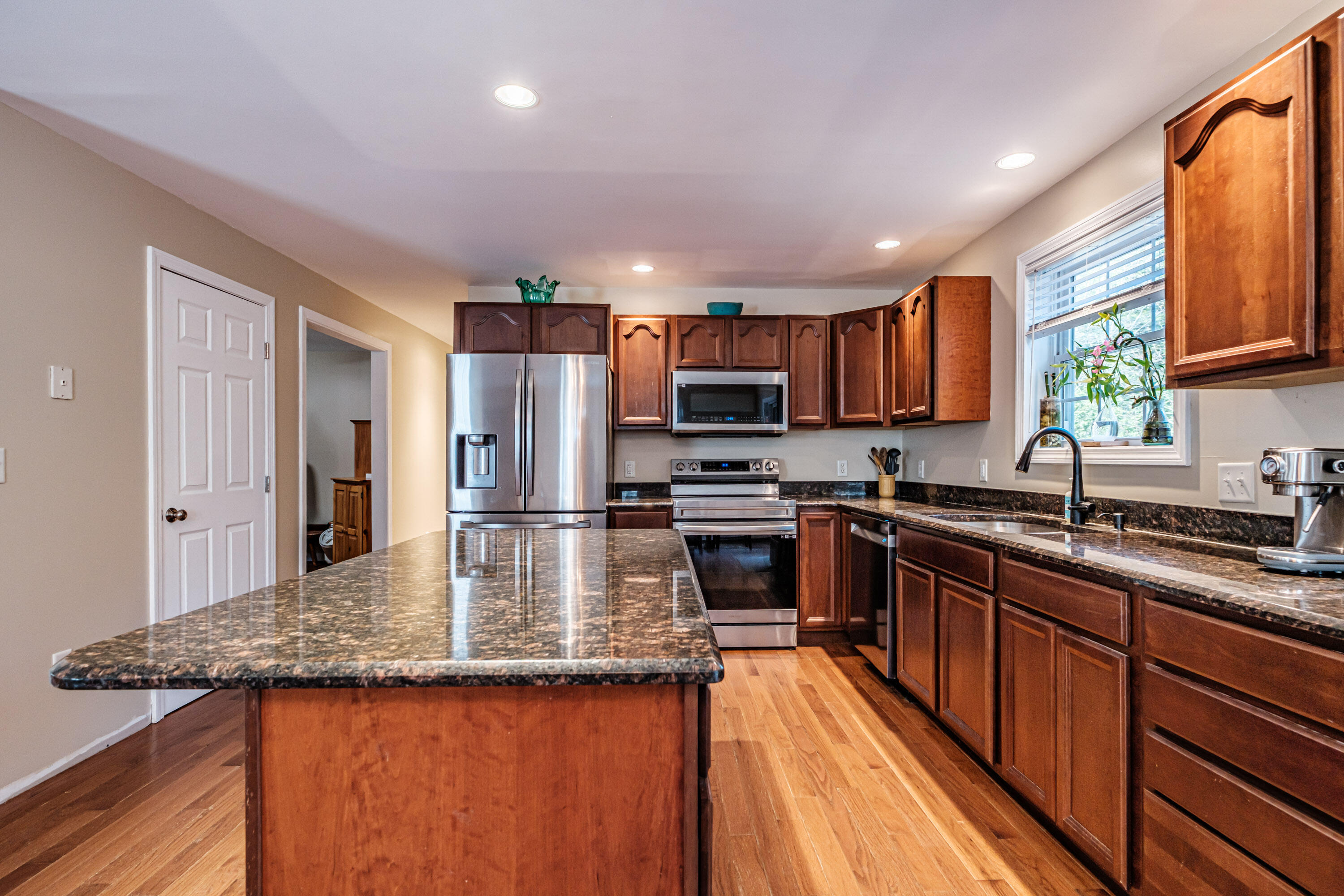 121 Shore Road, Sebago, ME, 04029