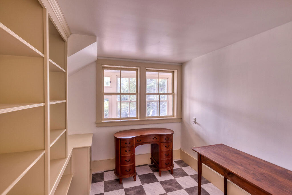 565 Bagaduce Road, Brooksville, ME, 04617