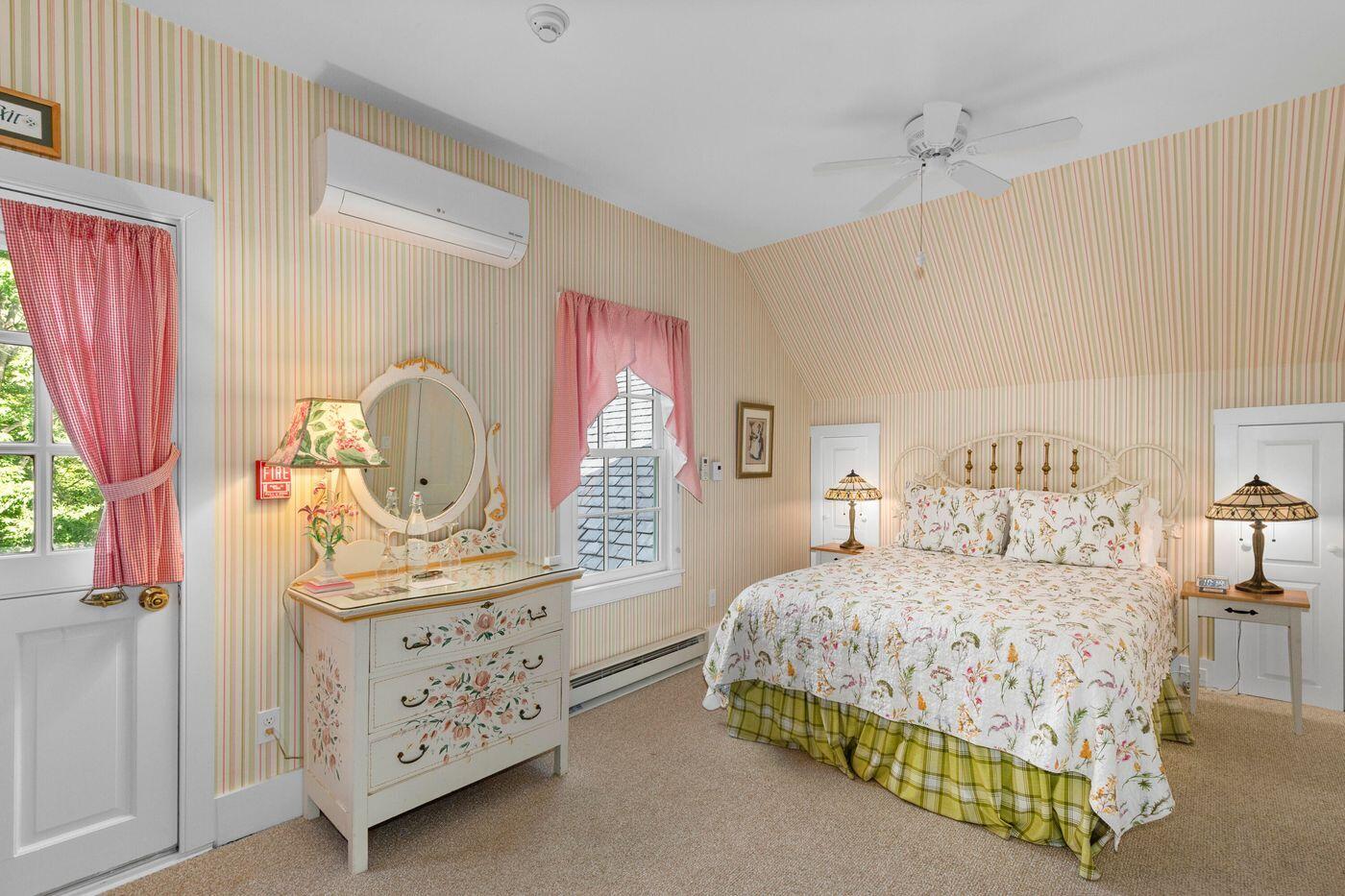 22 High Street, Camden, ME, 04843