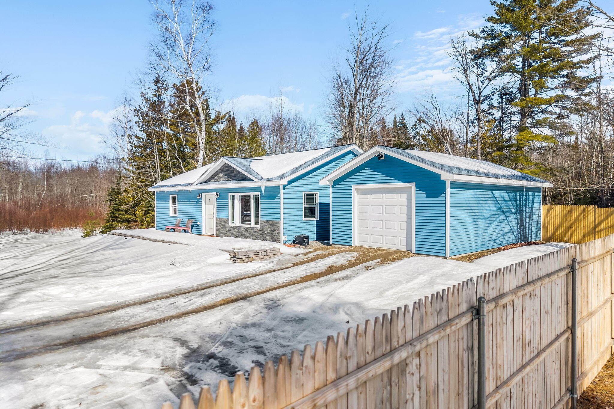 542 Main Road, Charleston, ME, 04422