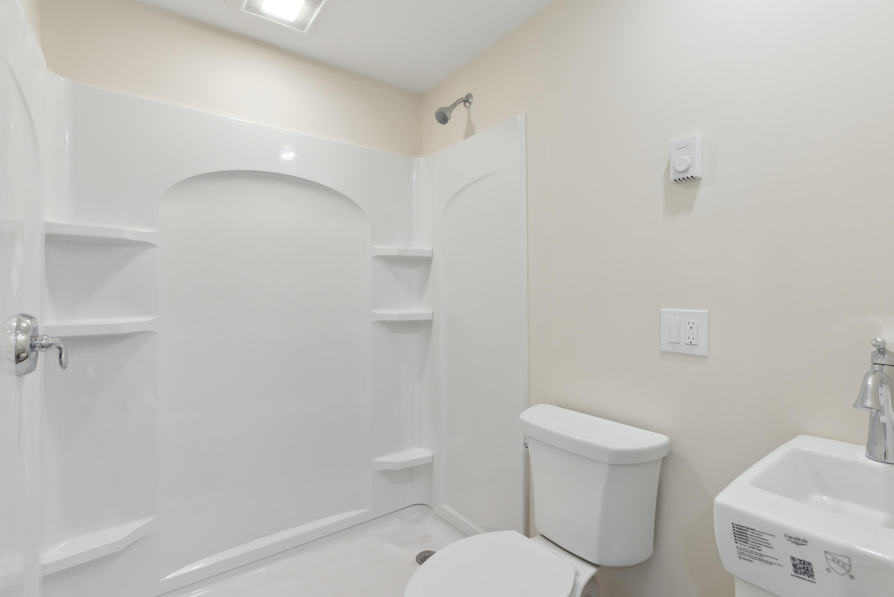 6 Dingle Road UNIT 4, York, ME, 03909