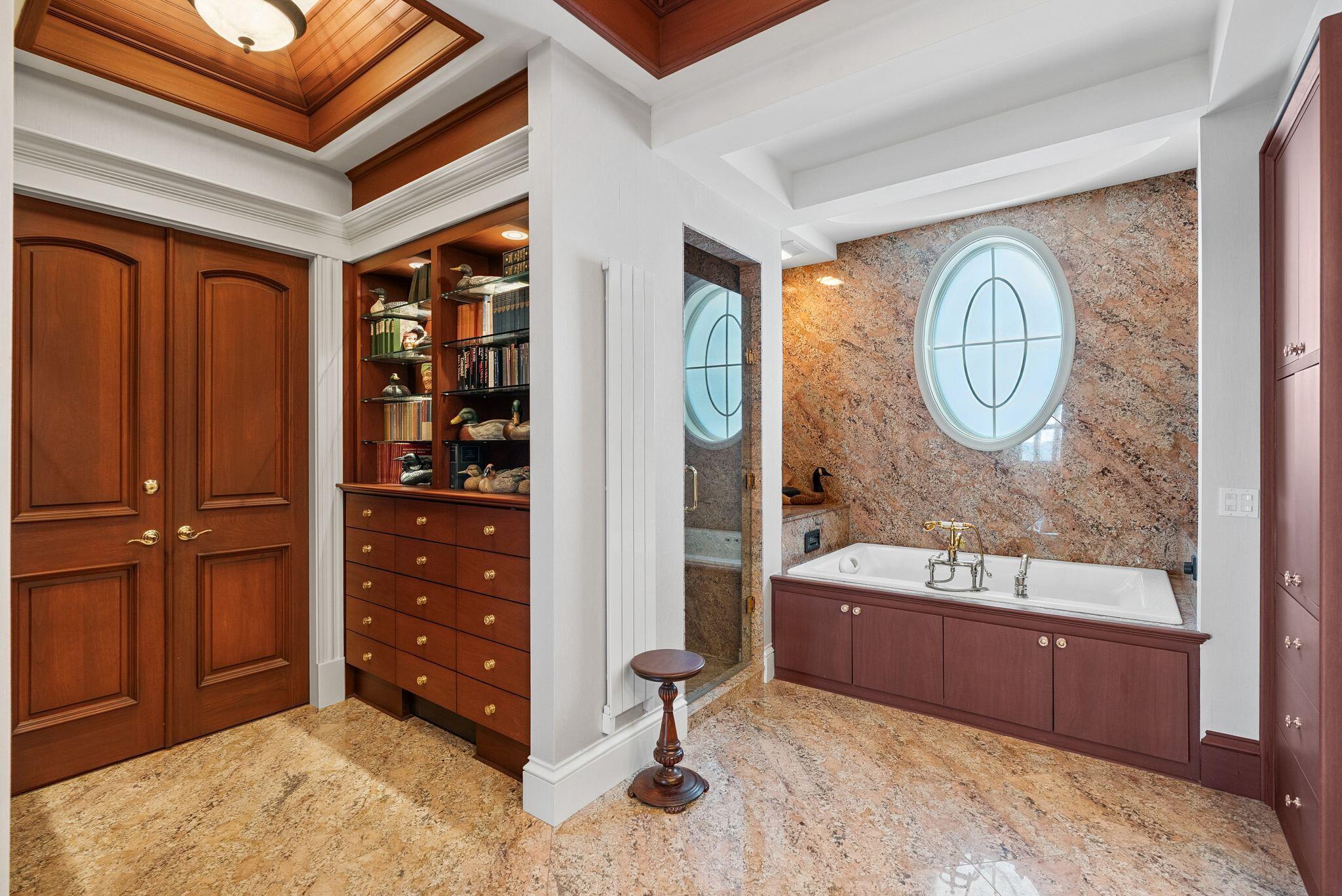 17 Seaview Avenue, Kennebunkport, ME, 04046