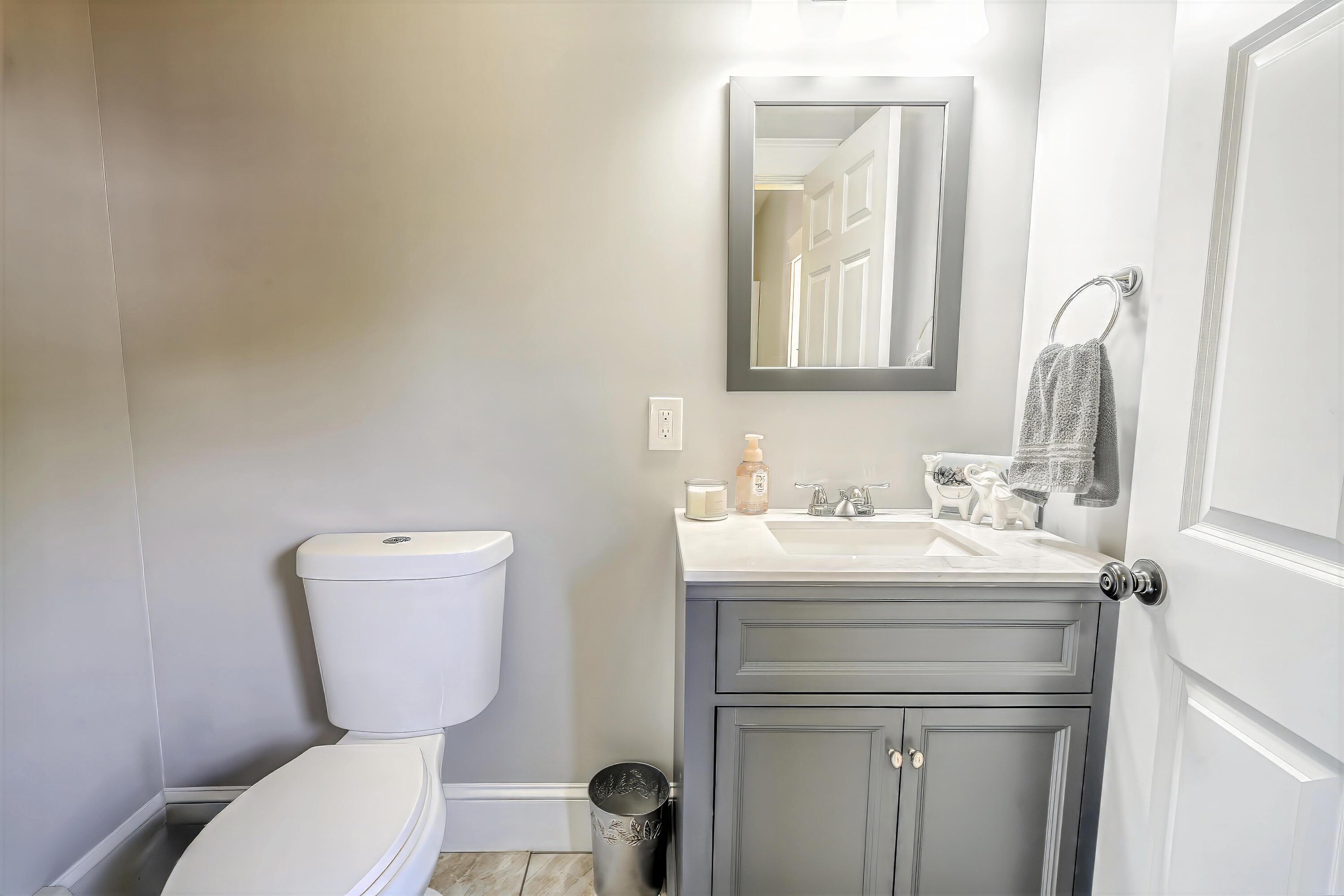 304 N Main Road N, Hampden, ME, 04444