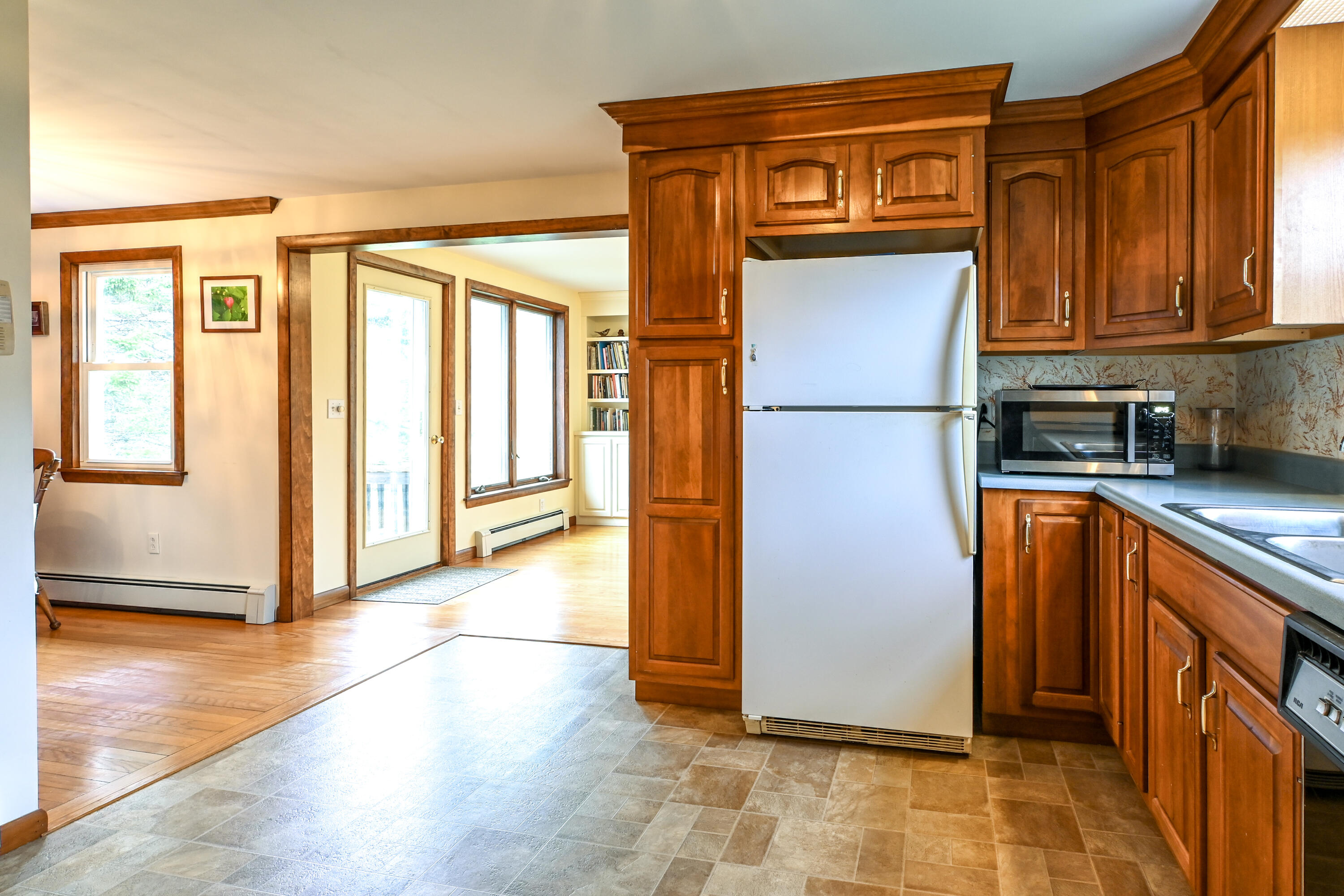 31 Vernon Road, Cape Elizabeth, ME, 04107