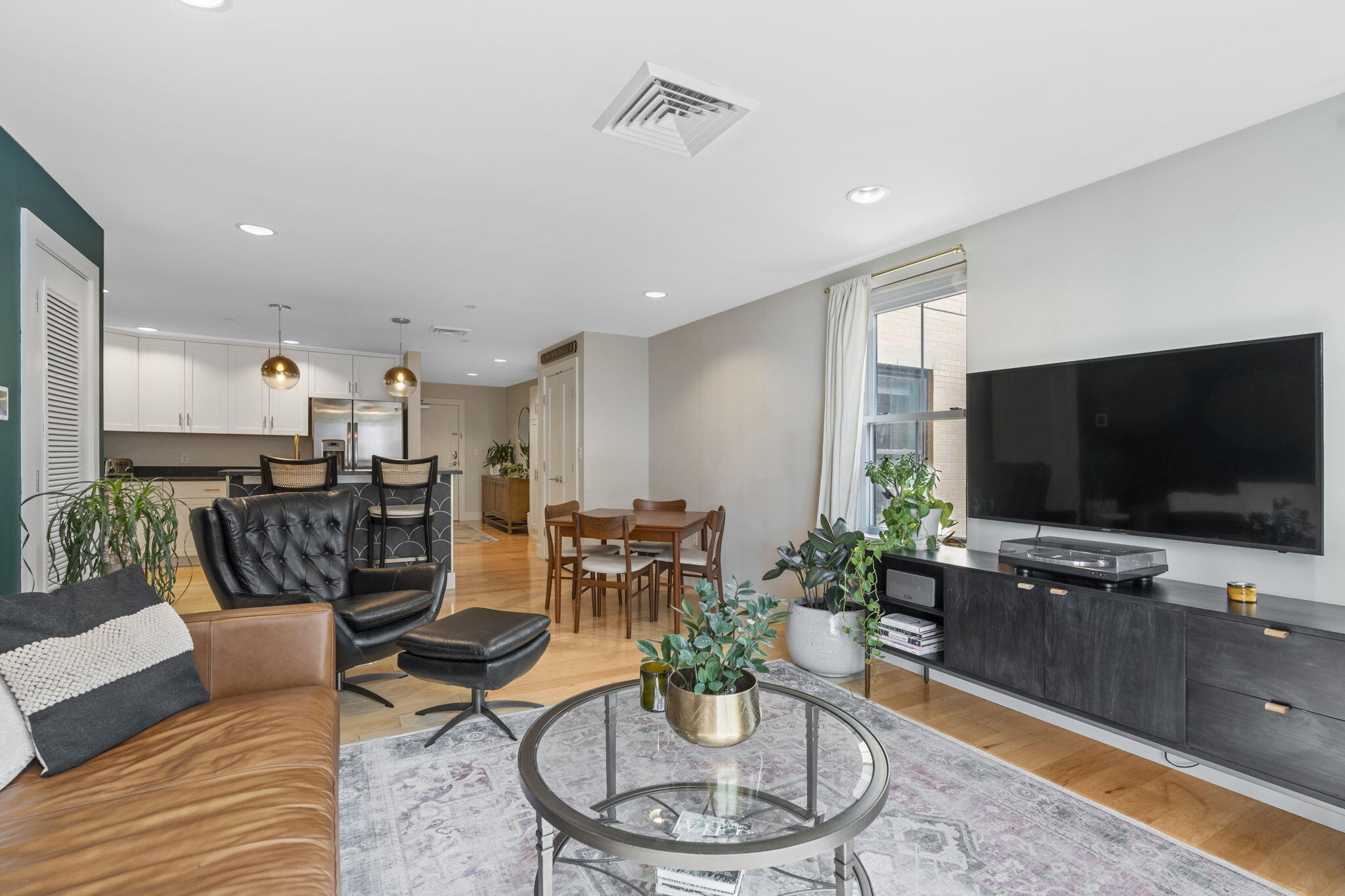 25 High Street 401